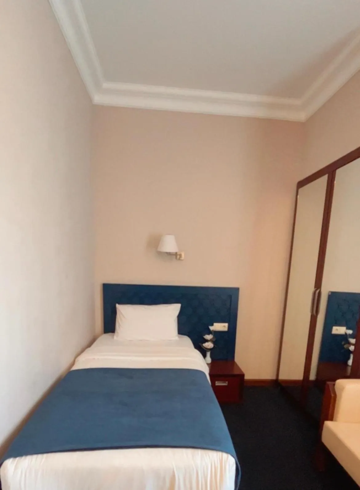 Bedroom, Bed in Cruise Hotel