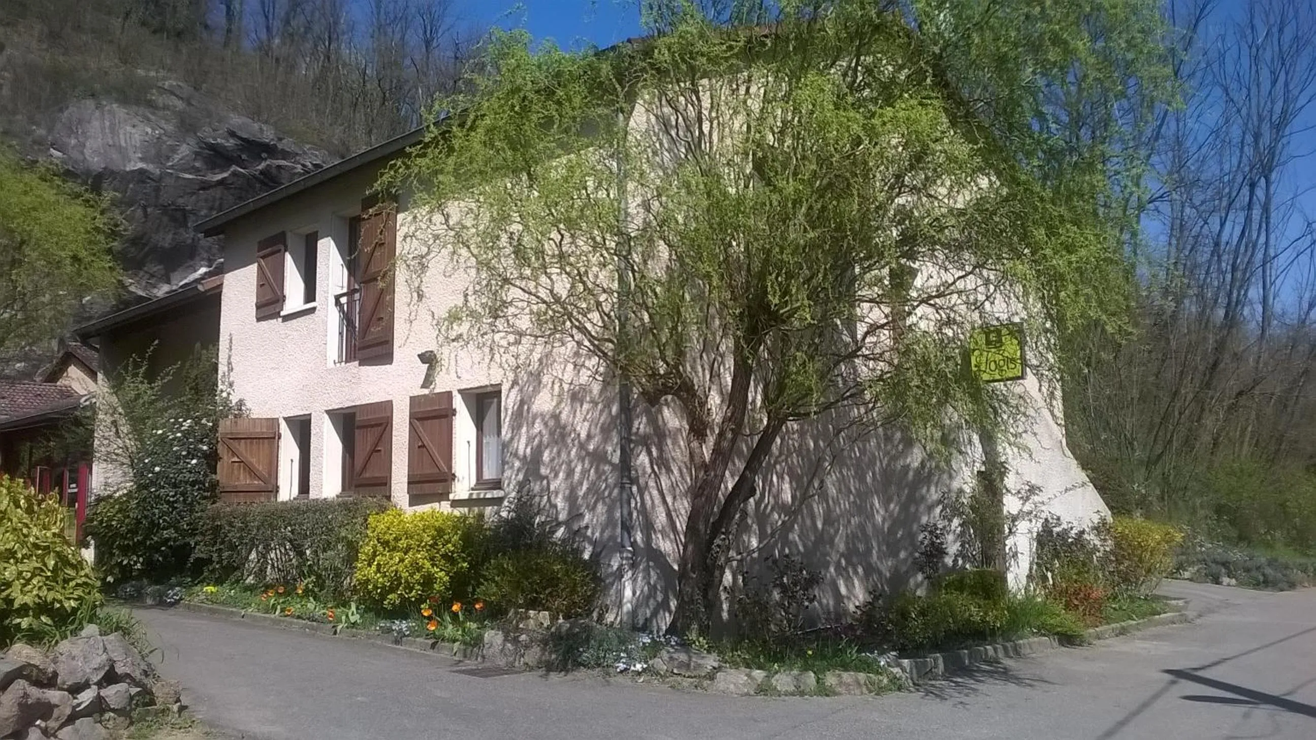 Property building in Logis Hôtel La Cascade
