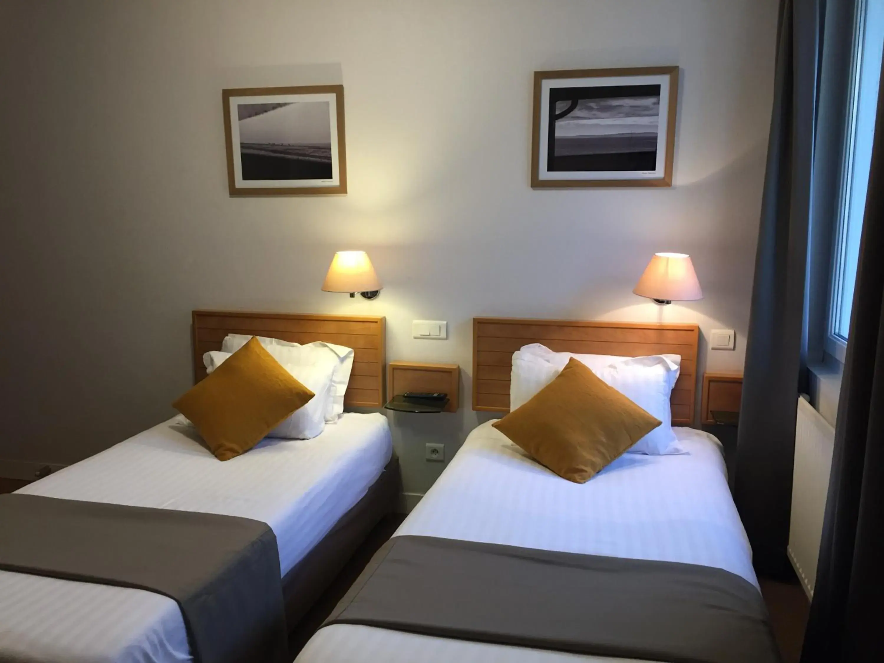 Twin Room in Les Voyageurs Twin Room in Les Voyageurs