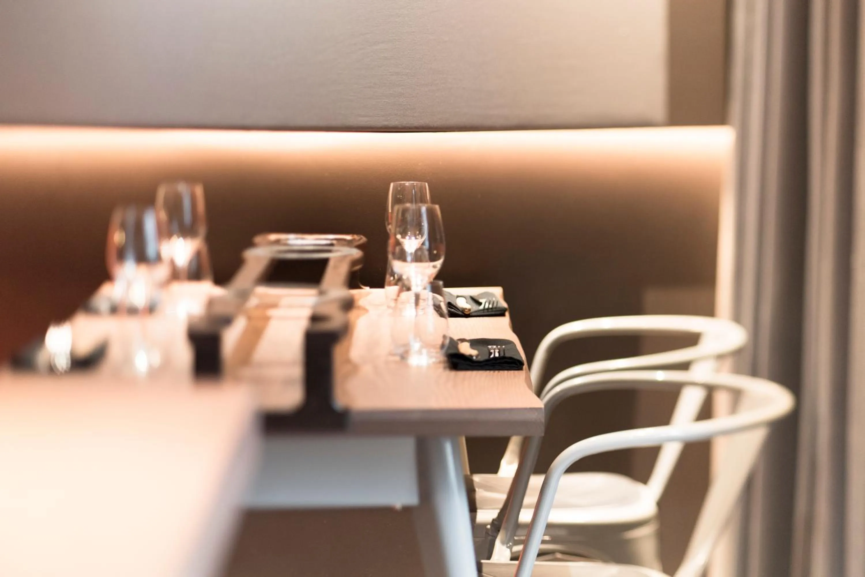 Restaurant/Places to Eat in Les Voyageurs