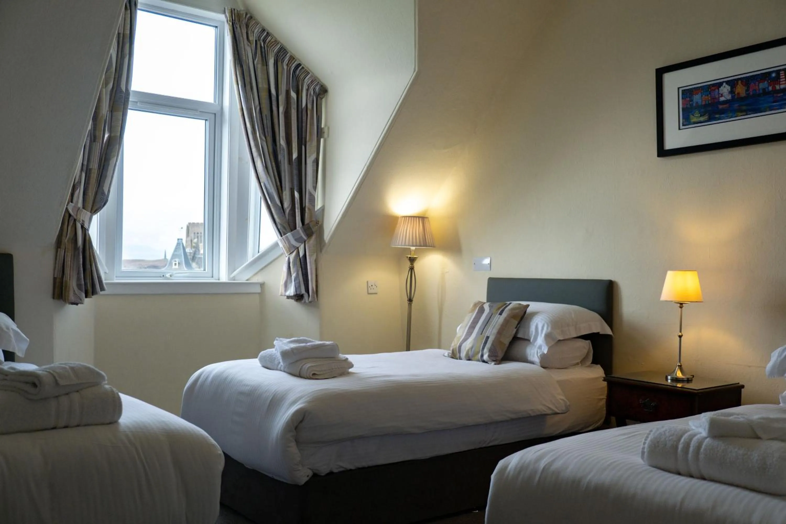 Bedroom, Bed in Corran House Guest House