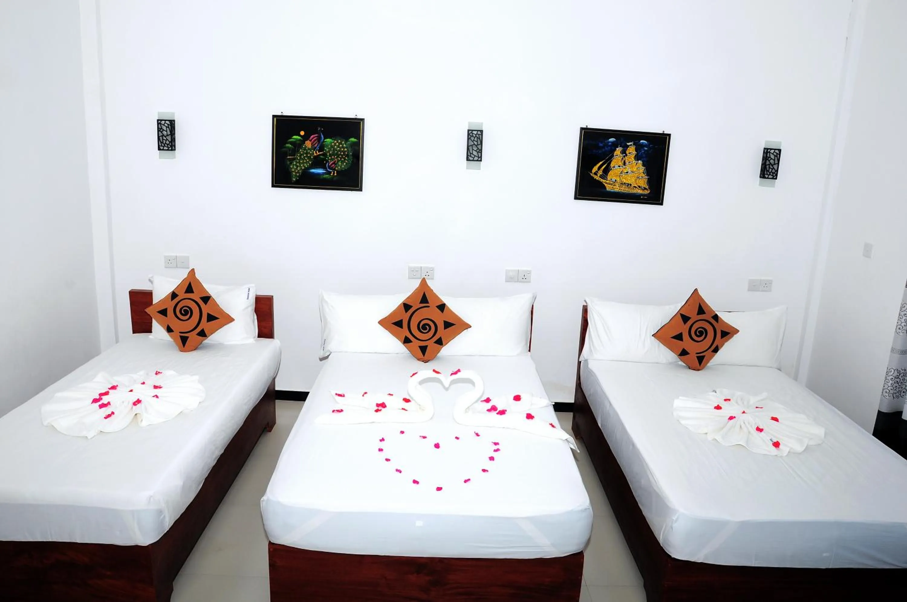 Bed in Sunstar Nilaveli