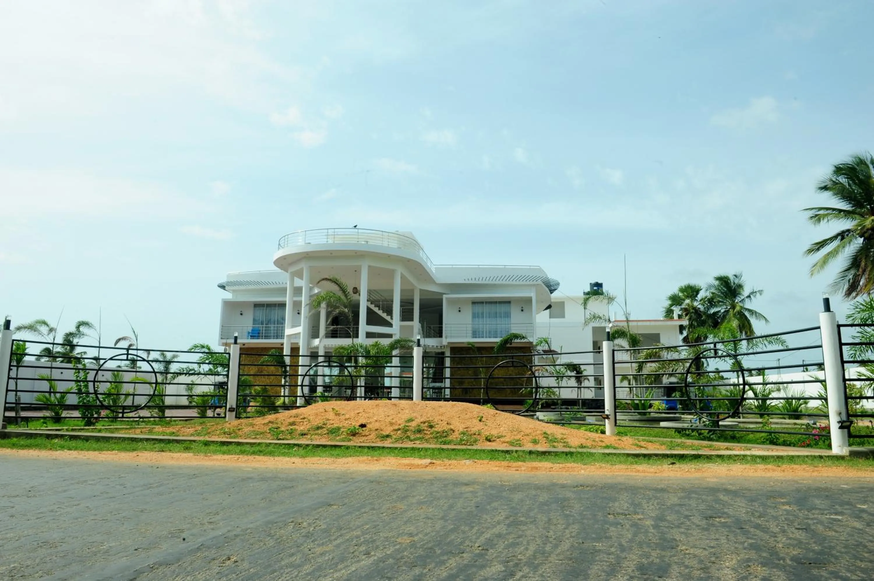Property building in Sunstar Nilaveli