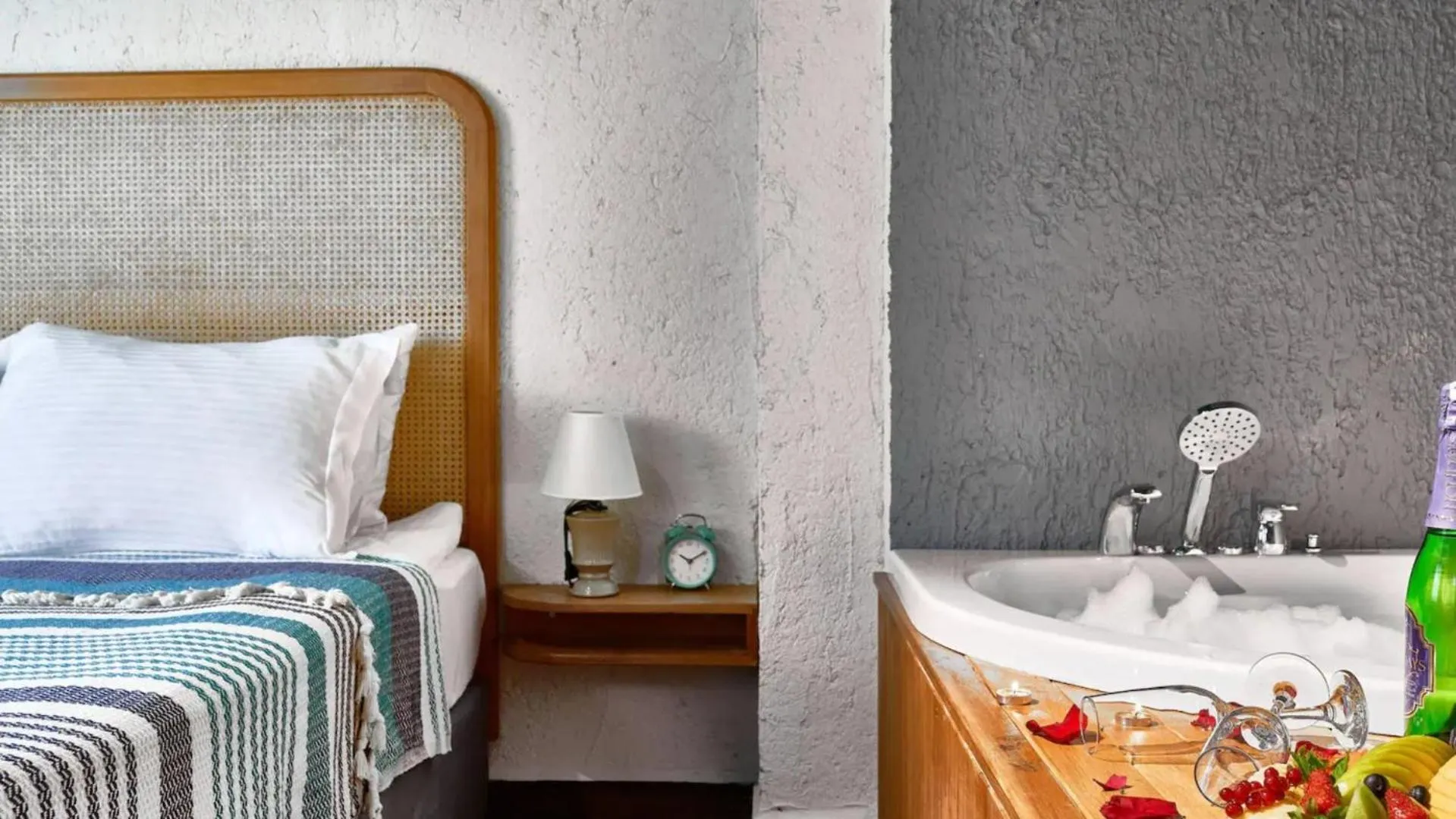 Bed in Azuu Boutique Hotel