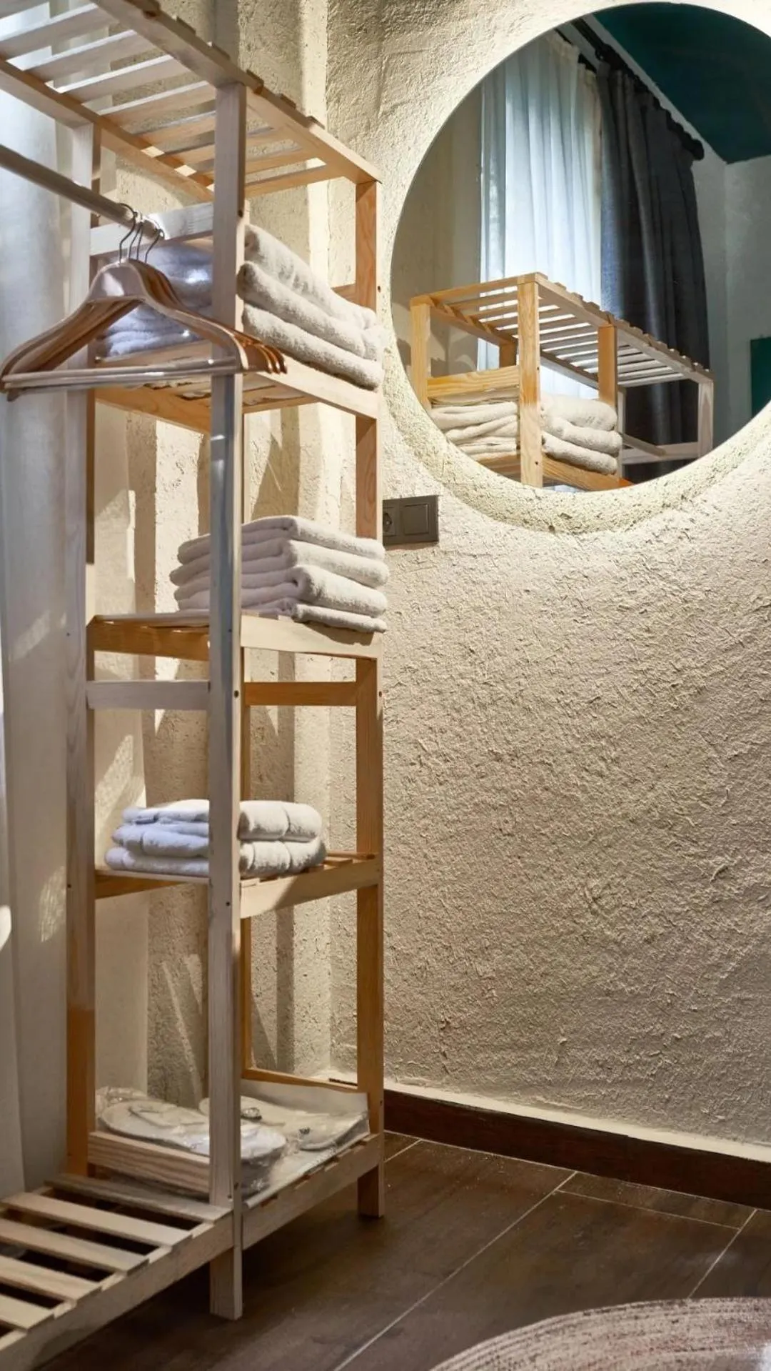towels, Bed in Azuu Boutique Hotel