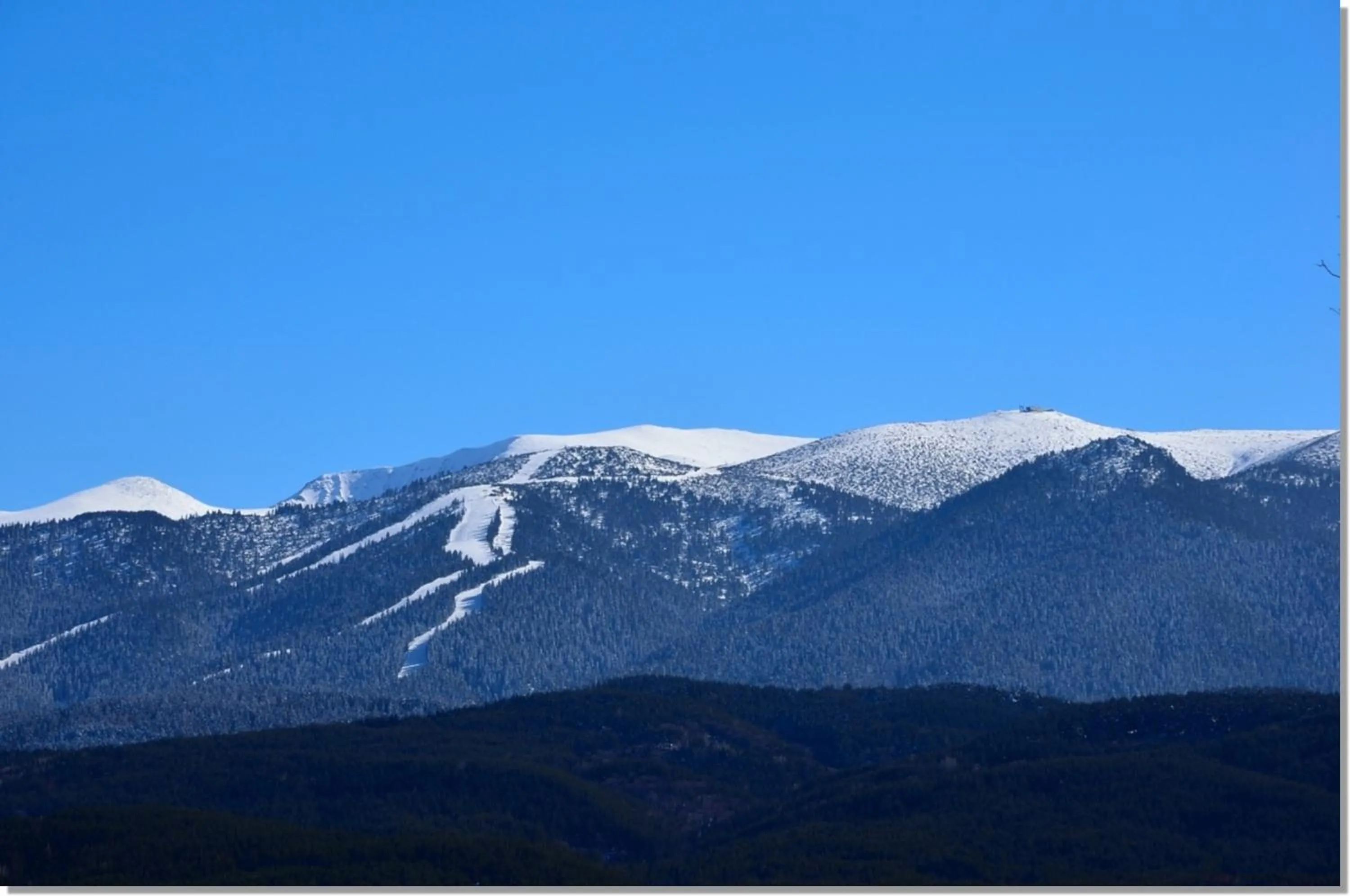 Mountain view in Family hotel Iskar