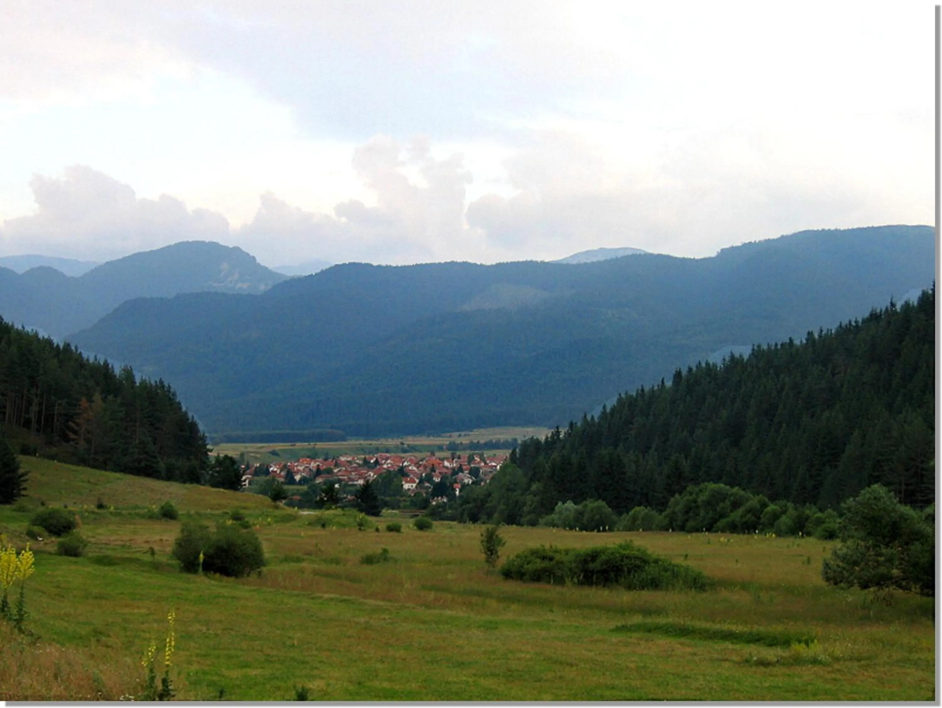 Mountain view in Family hotel Iskar