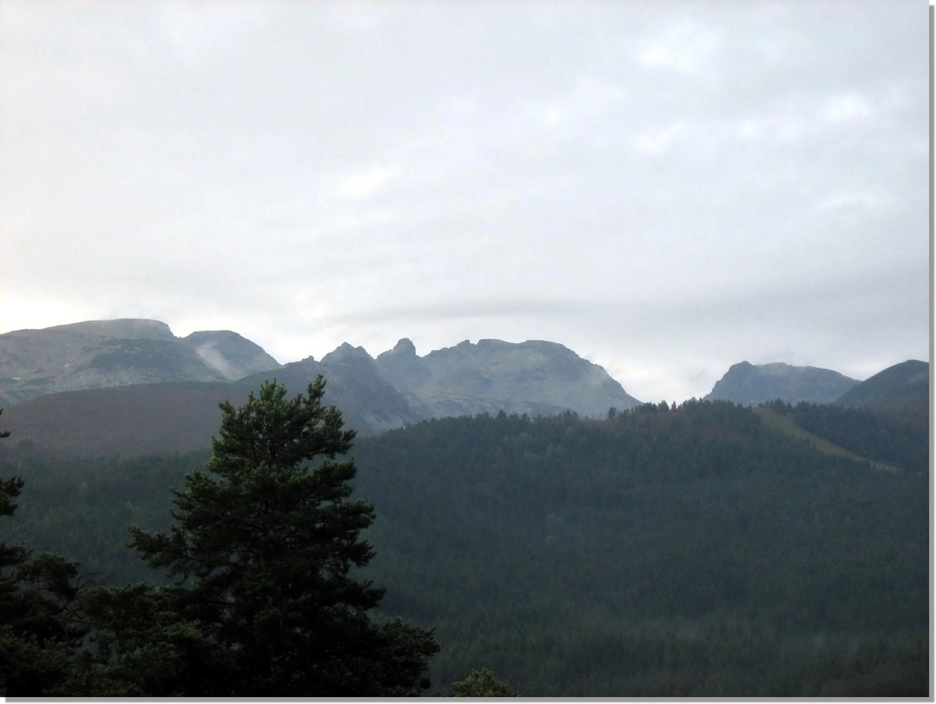 Mountain view in Family hotel Iskar