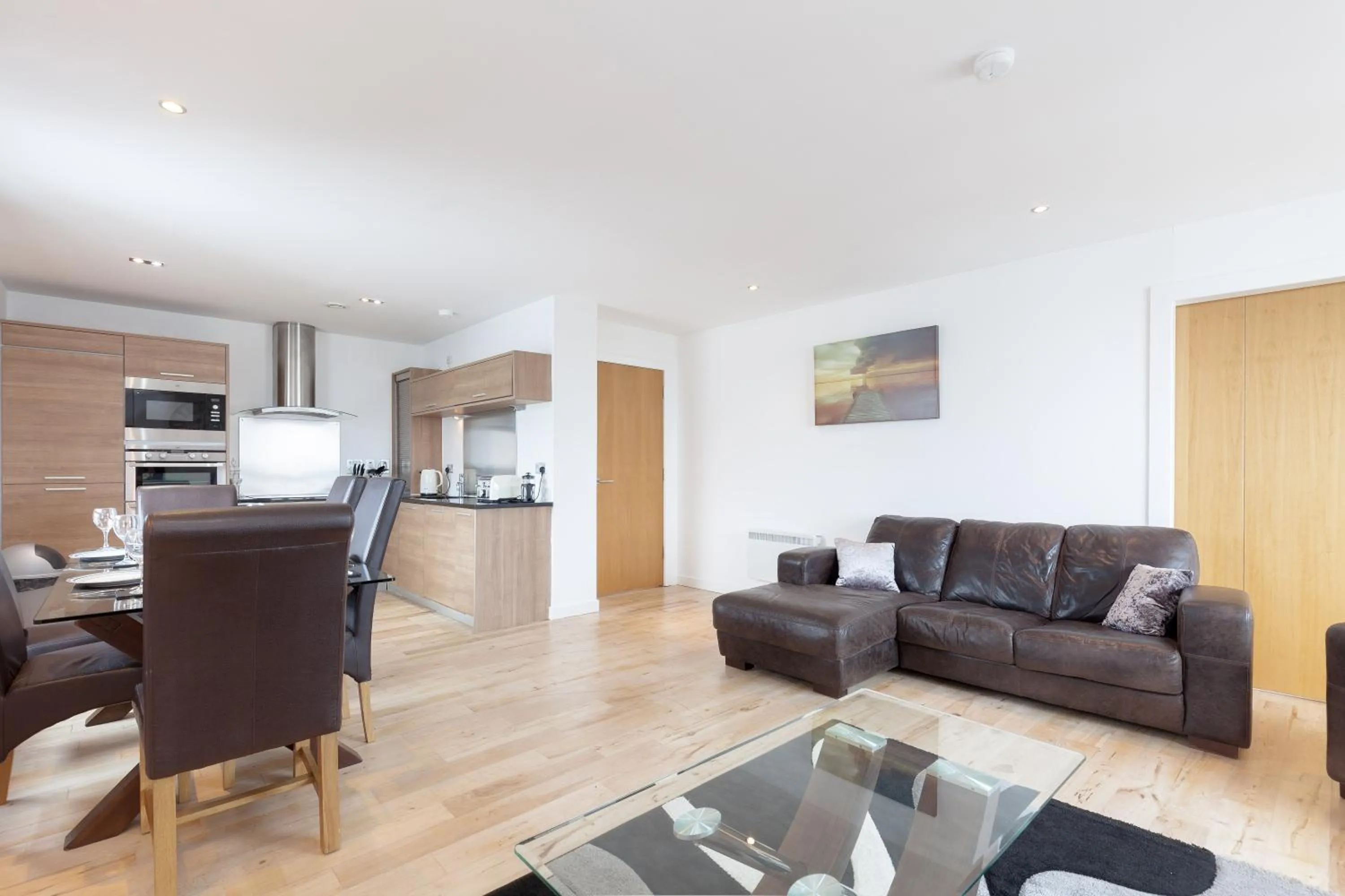 Kitchen or kitchenette in Stylish Penthouse Suite