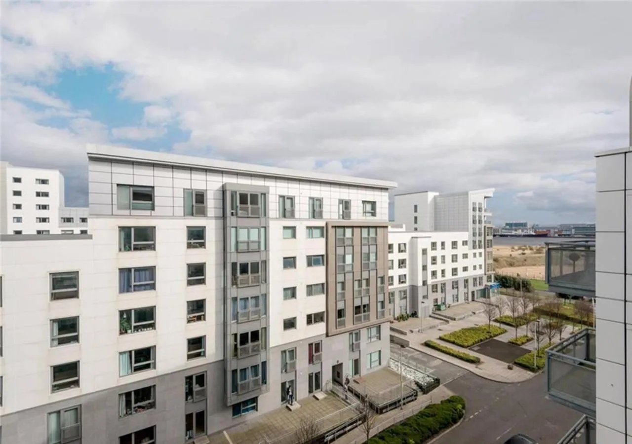 Bird's eye view in Stylish Penthouse Suite