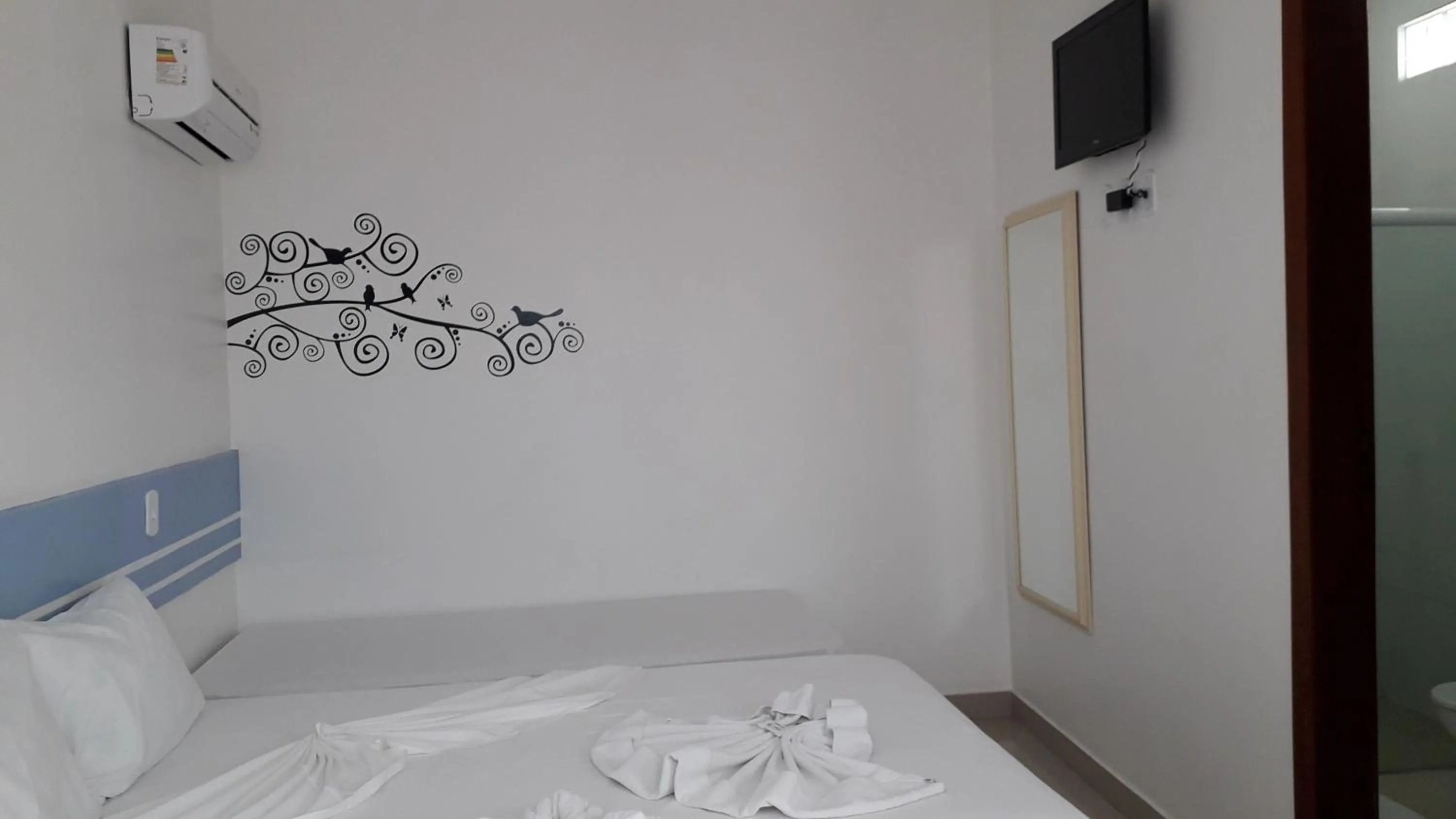 Photo of the whole room, Bed in Hotel Ponta de Areia