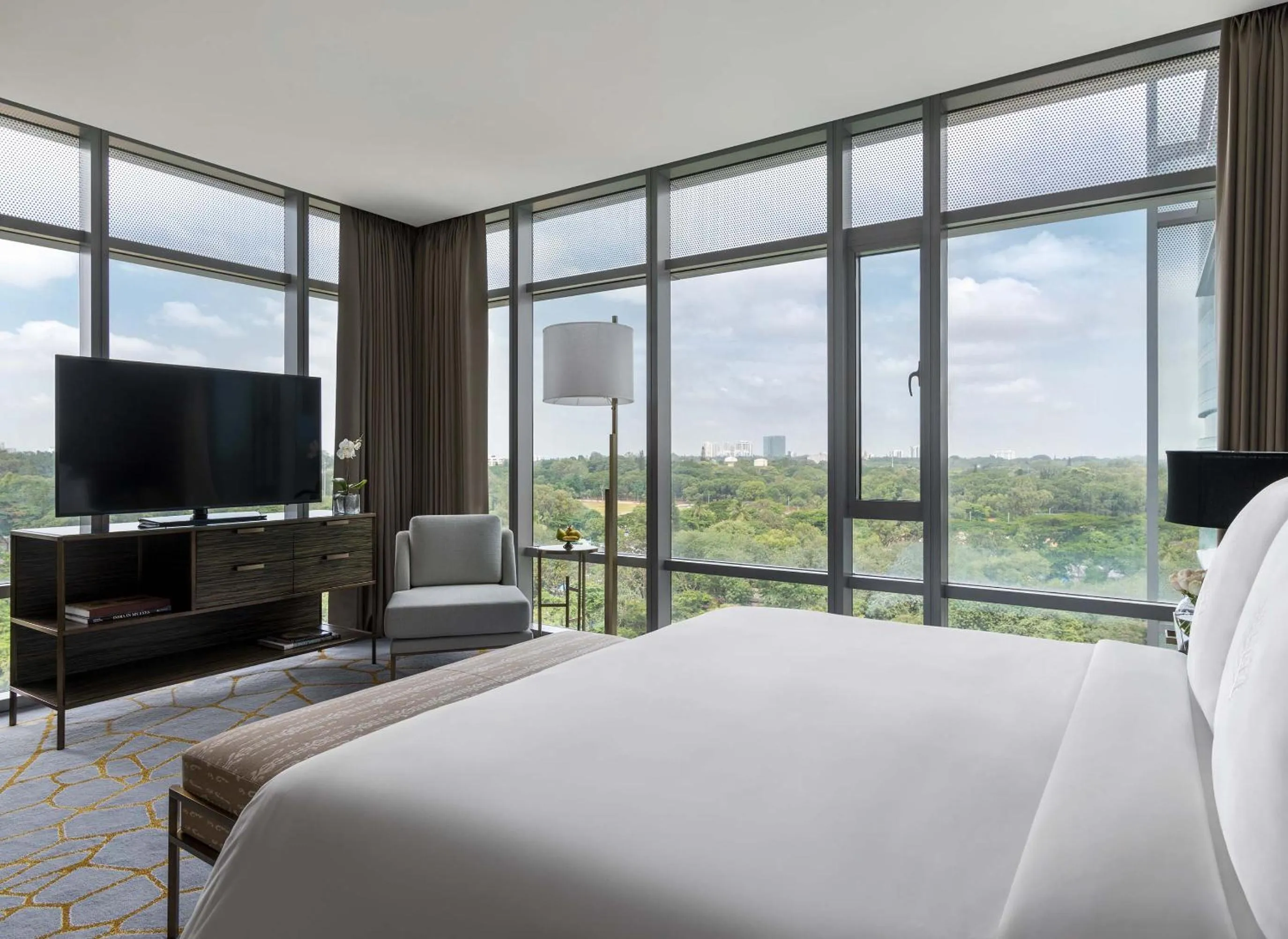 Bed in Four Seasons Hotel Bengaluru at Embassy ONE