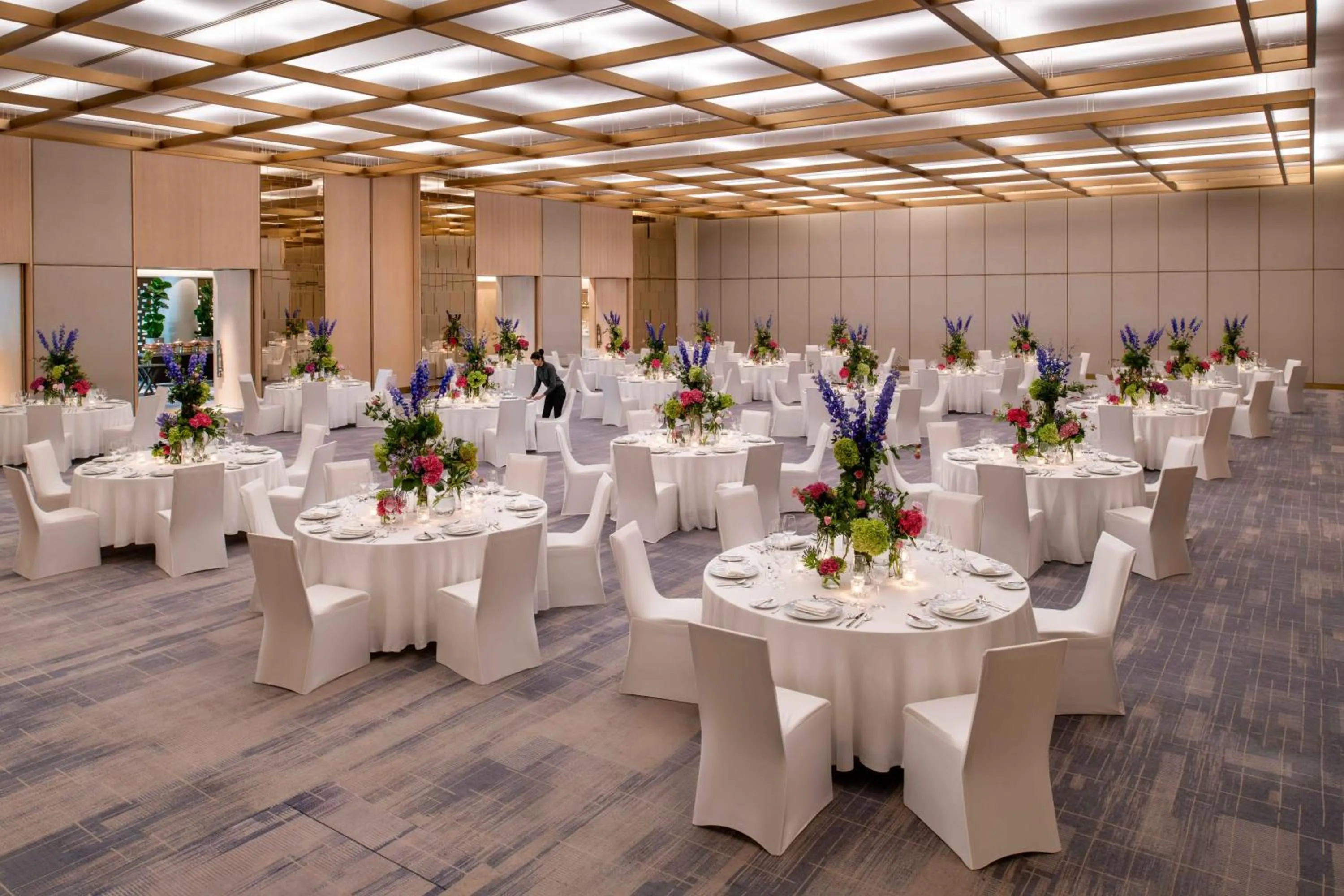 Banquet/Function facilities in Four Seasons Hotel Bengaluru at Embassy ONE