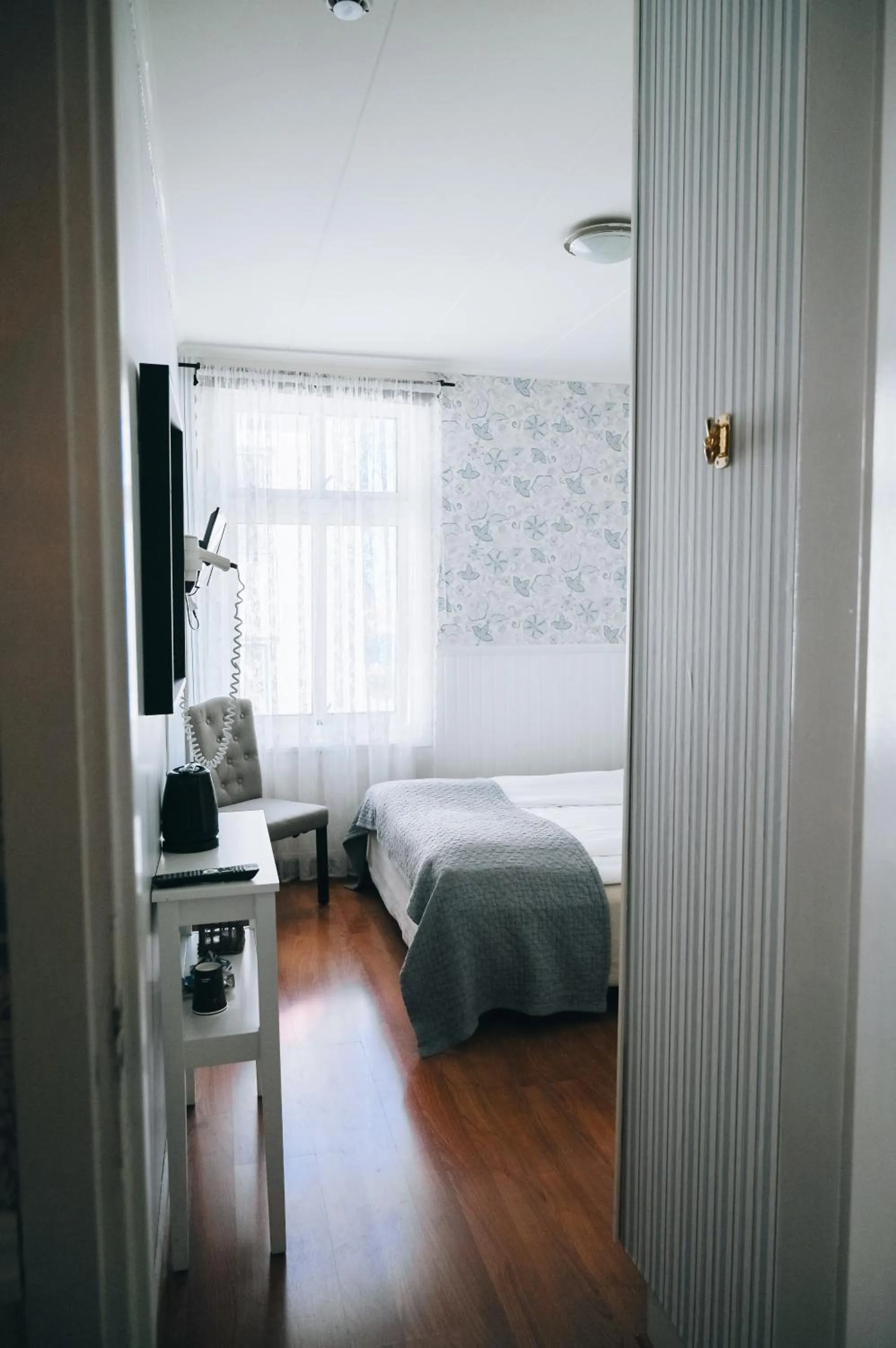 Bed in Nautic Hotell