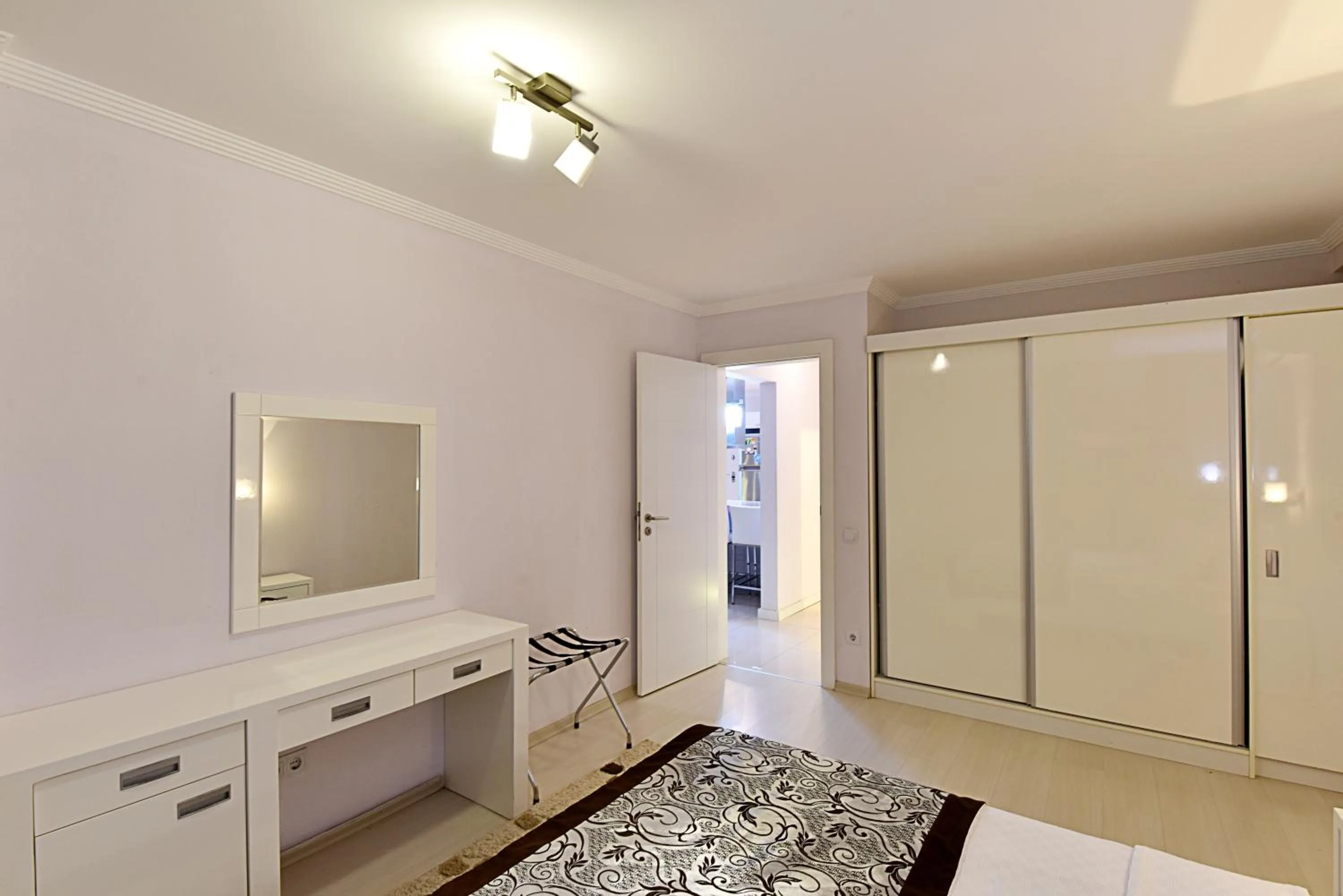 Bedroom, Bed in Royal Palm Residence