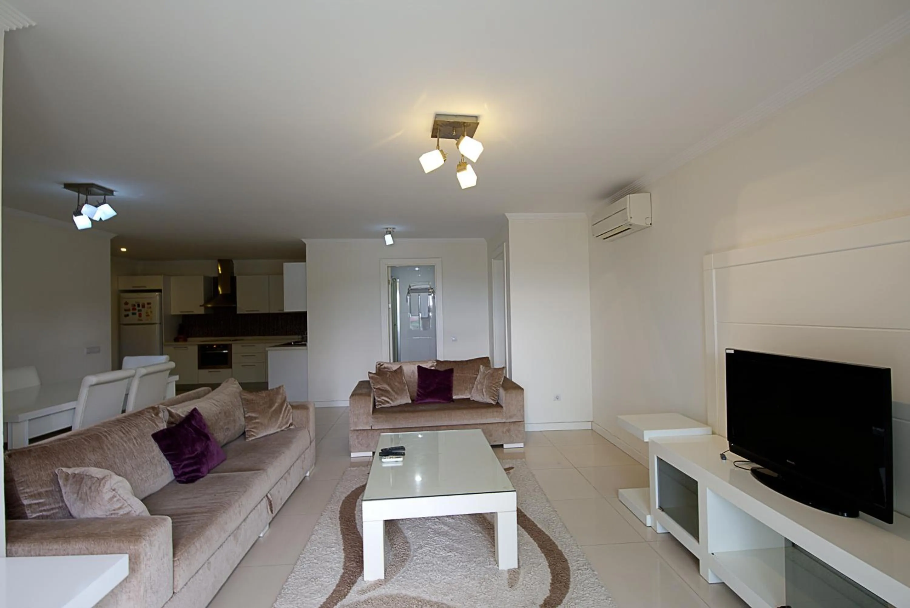 Living room in Royal Palm Residence