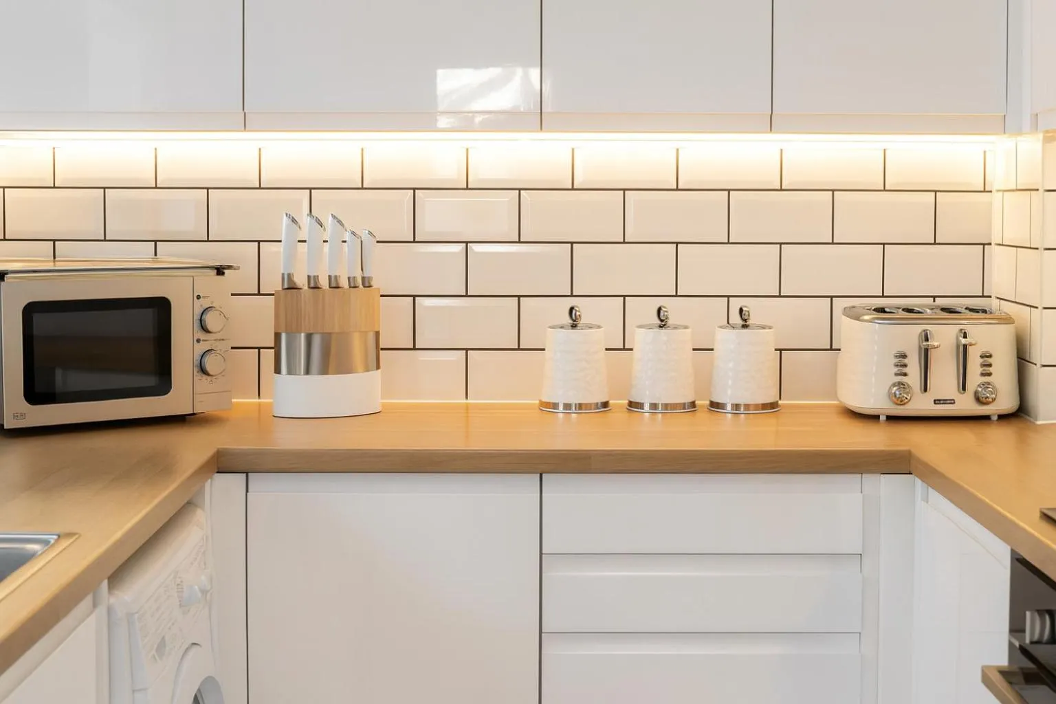 kitchen in Edinburgh Aparthotel