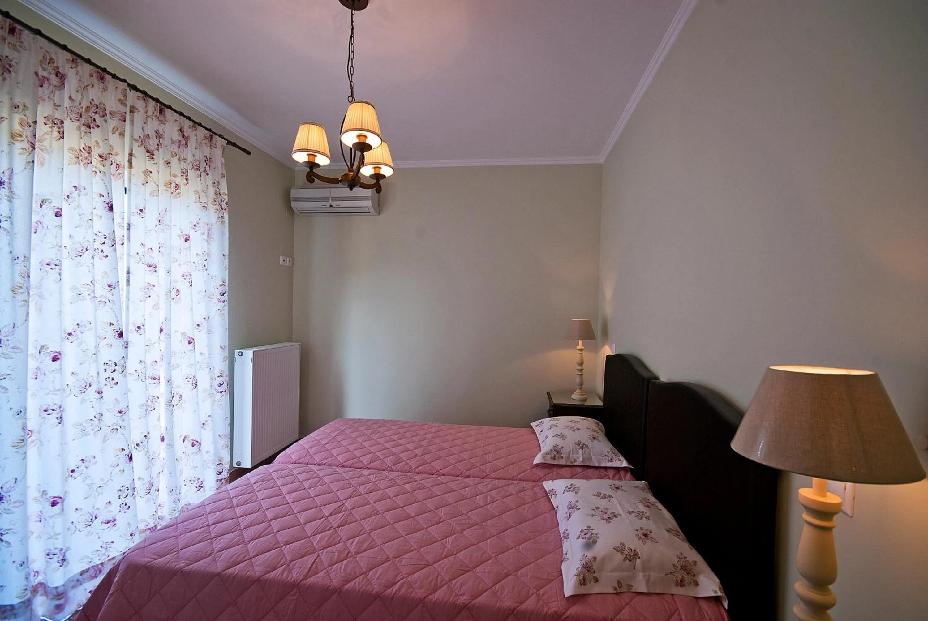 Bedroom, Bed in Anthias Garden