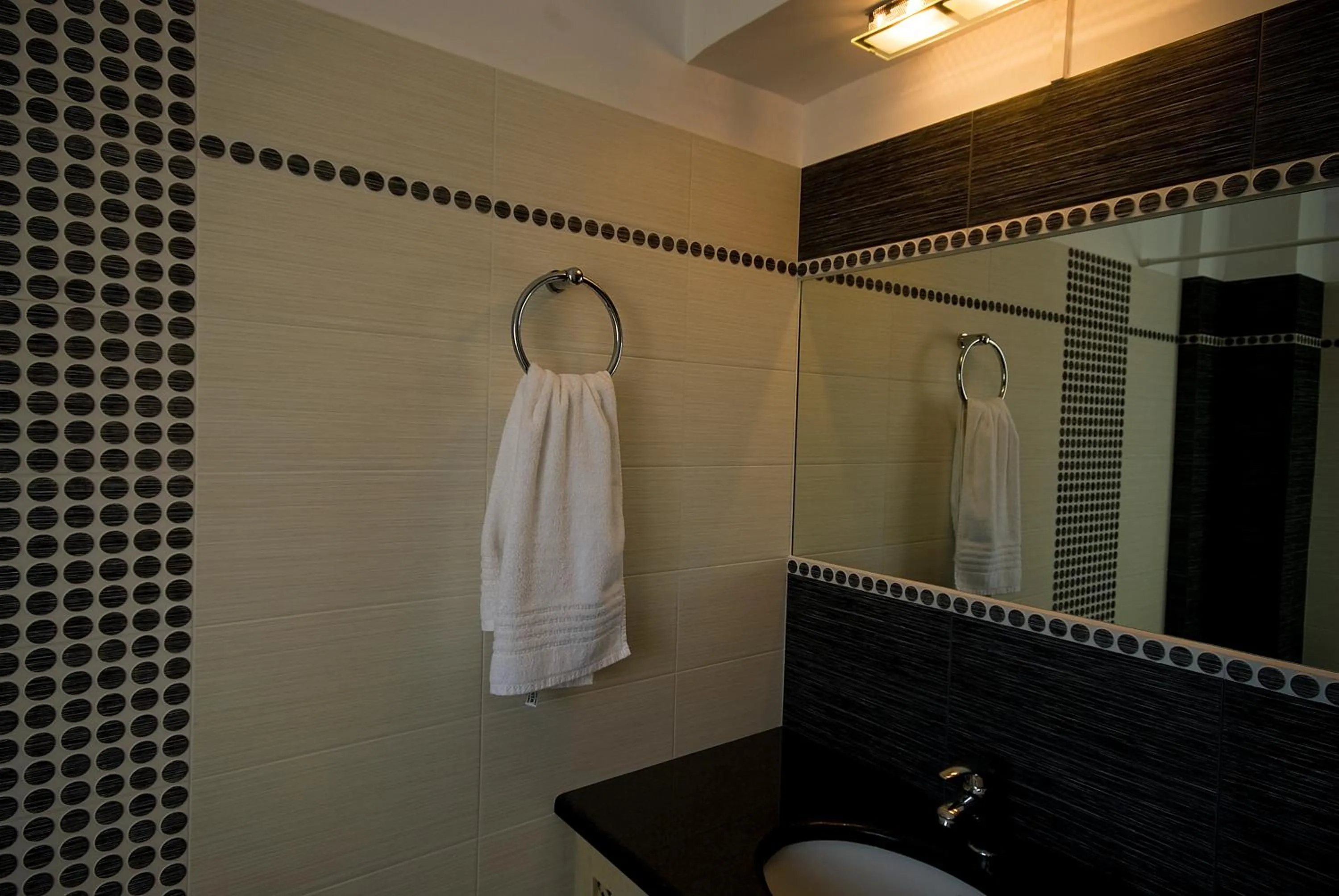 Bathroom in Anthias Garden