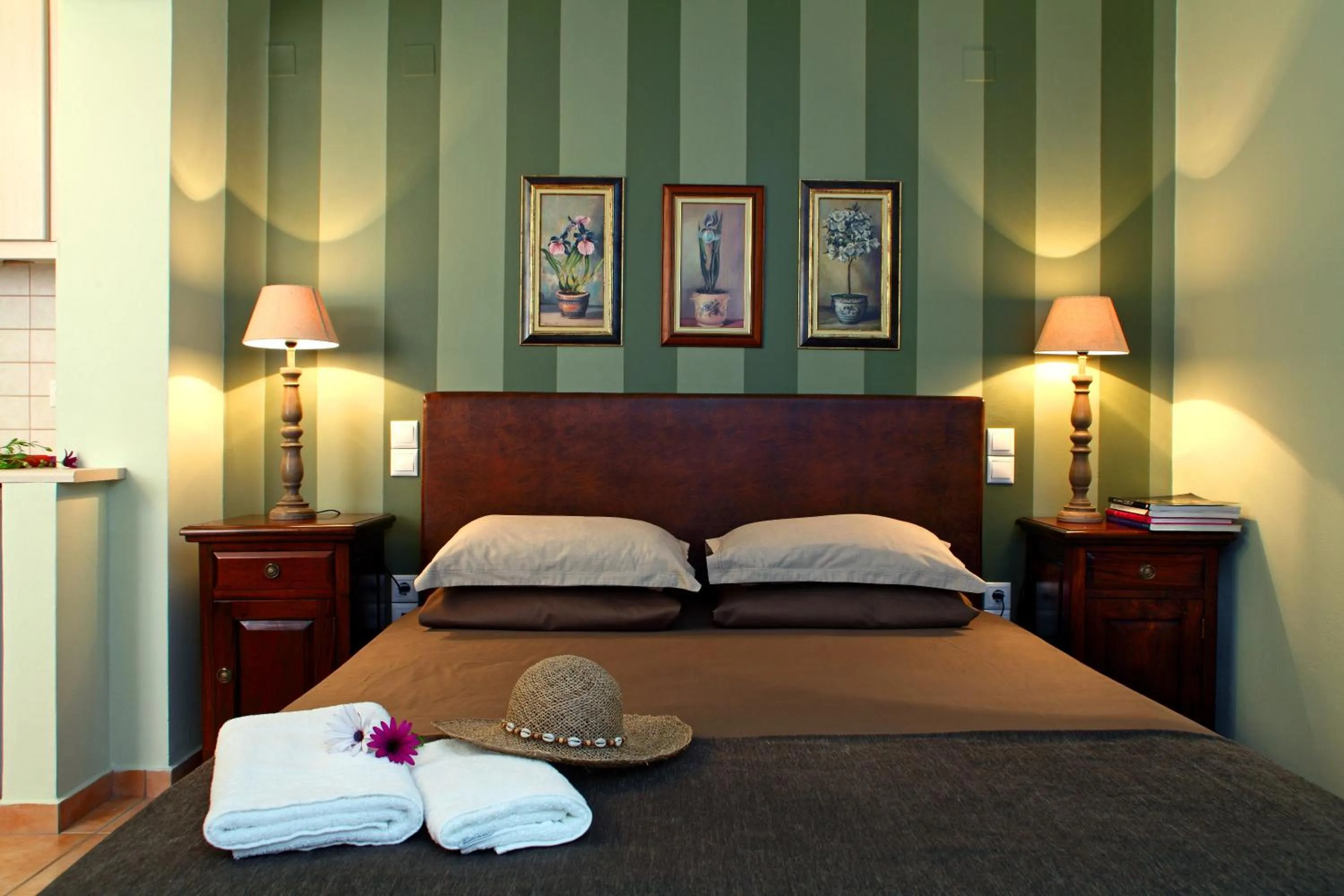 Bed in Anthias Garden