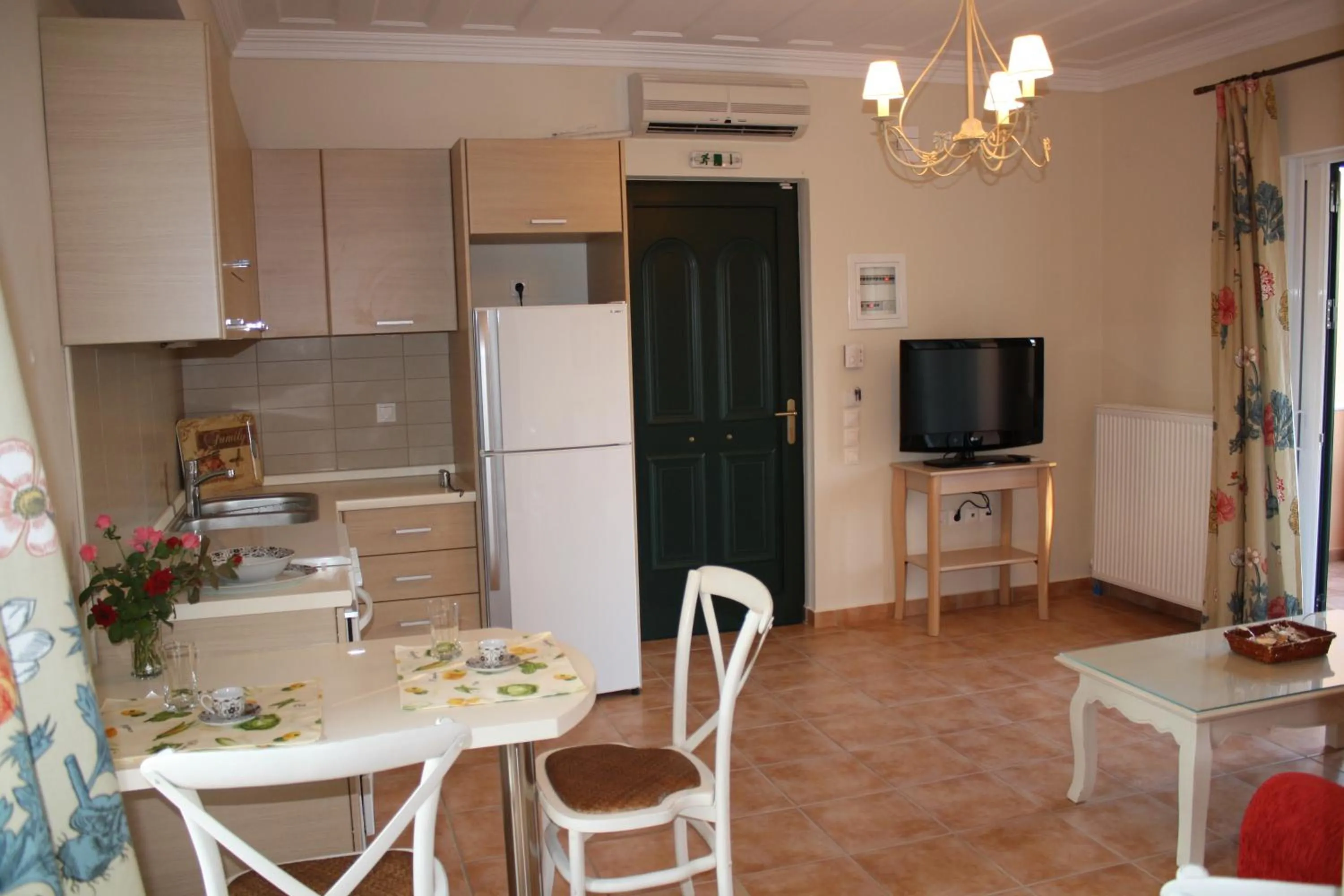 Kitchen or kitchenette in Anthias Garden