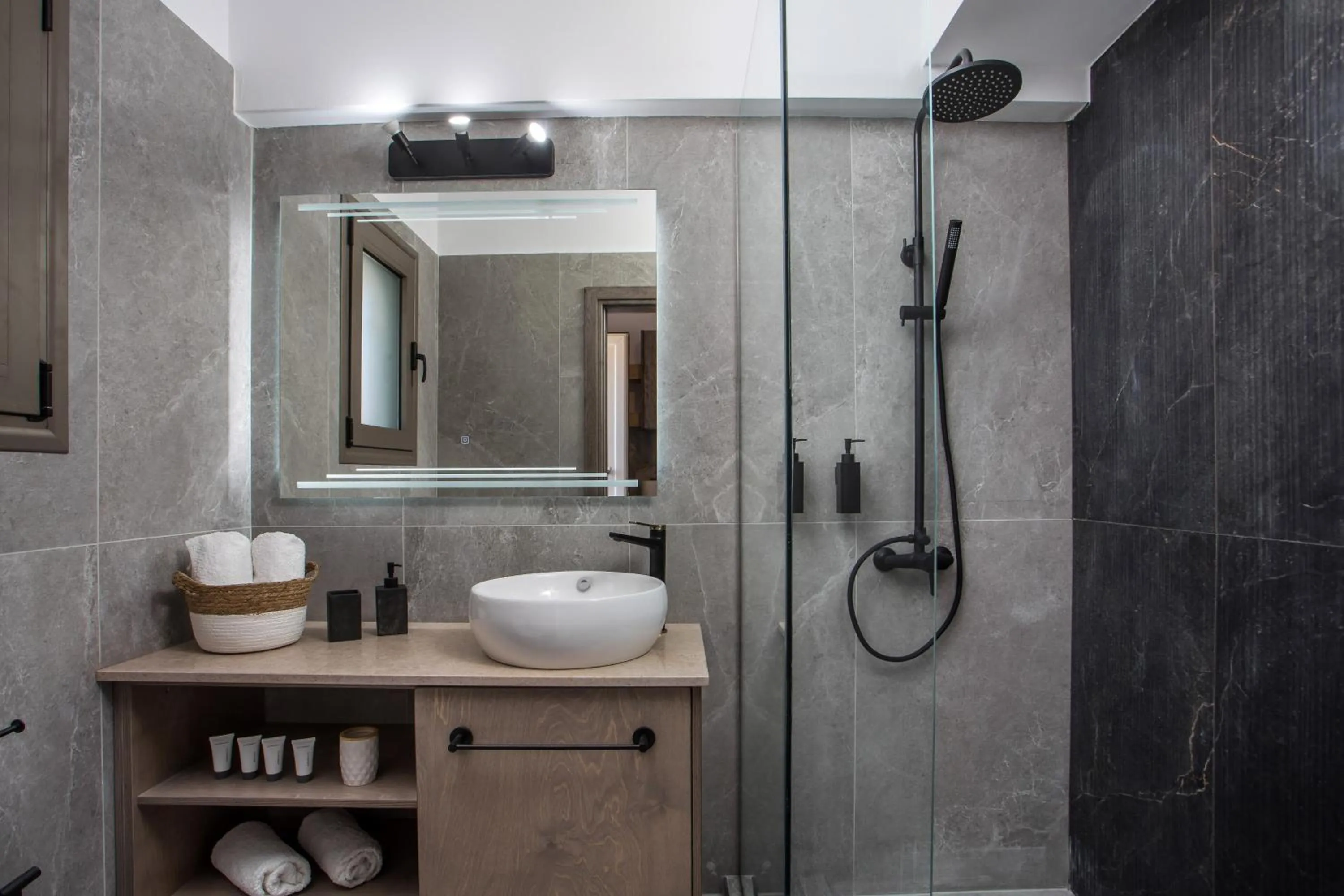 Bathroom in Jimmy’s Garden