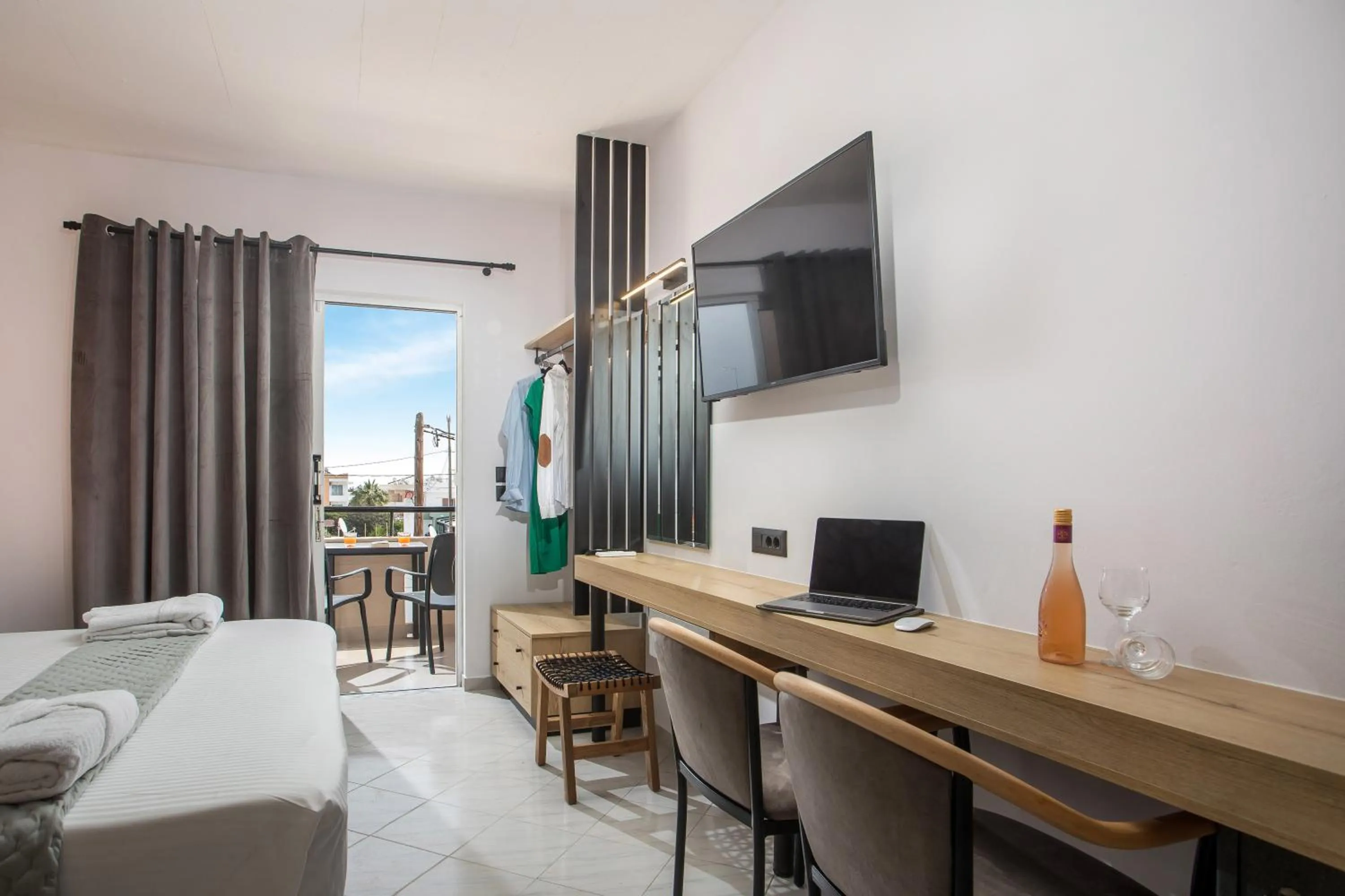 TV and multimedia in Jimmy’s Garden