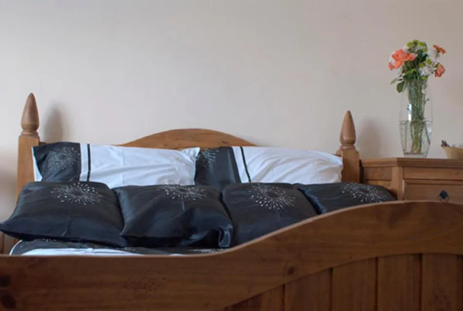 Bed in George & Dragon