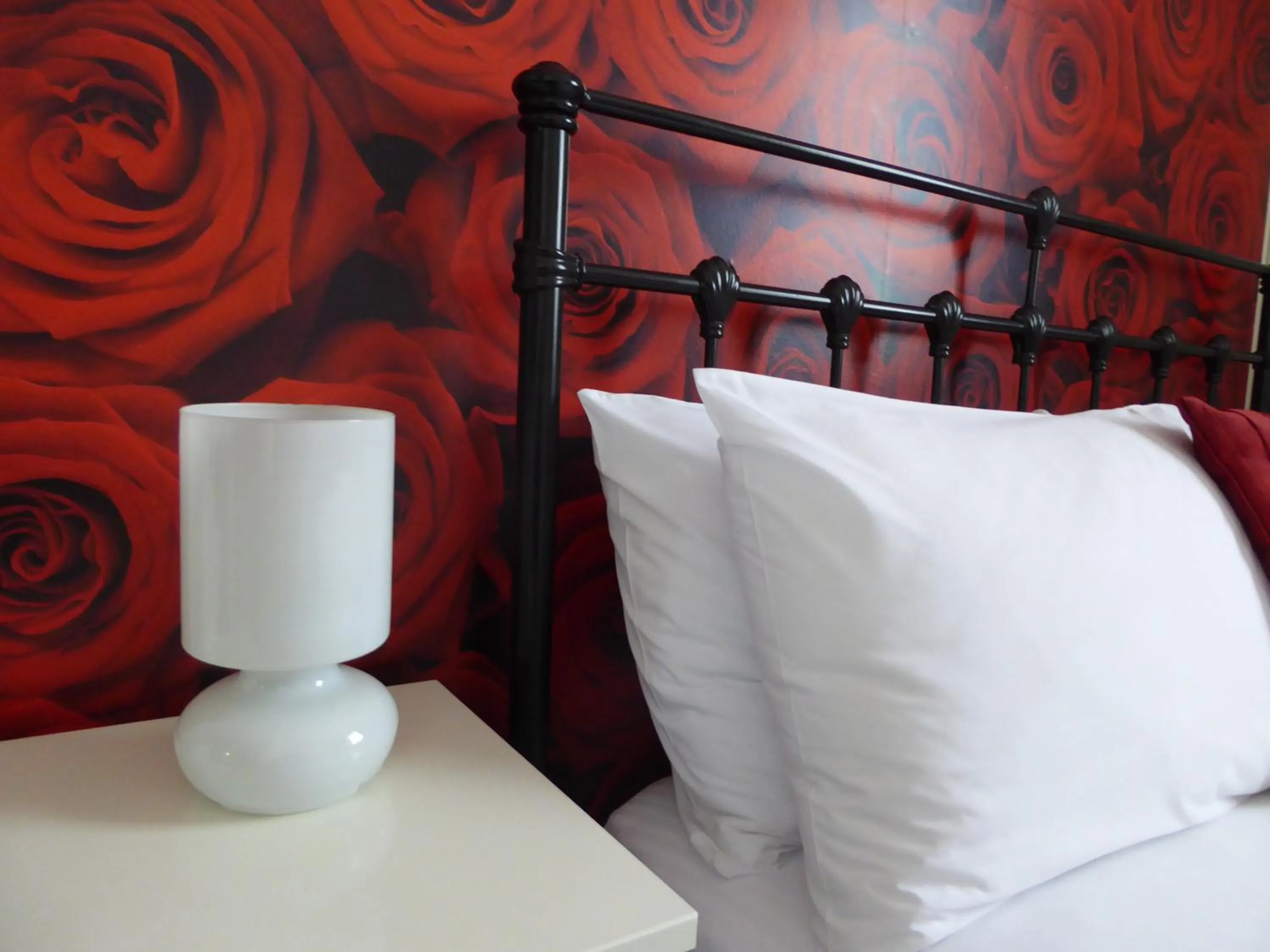 Decorative detail, Bed in Bamboo Guesthouse