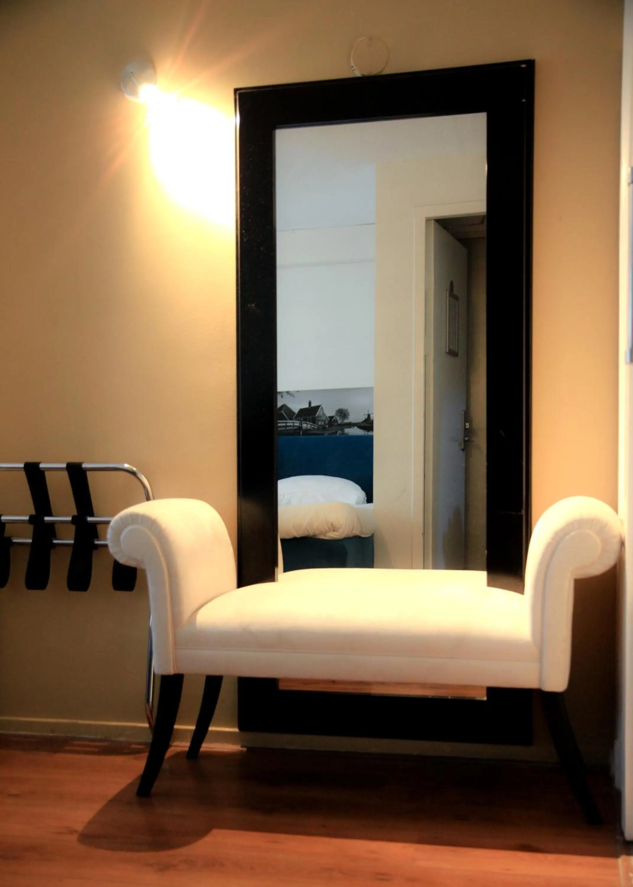 Photo of the whole room, Bed in Hotel 55 - City Centre