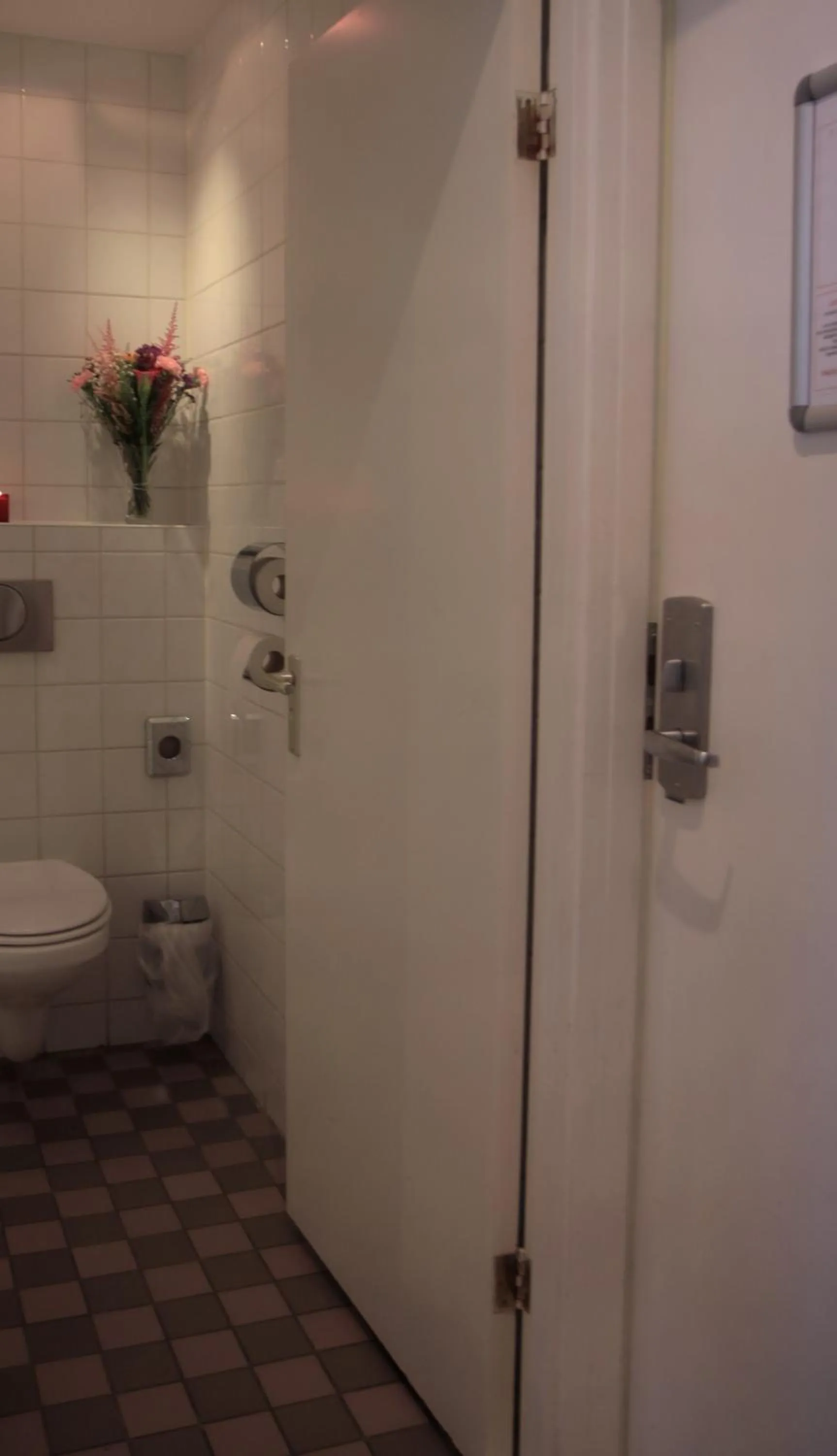 Shower in Hotel 55 - City Centre