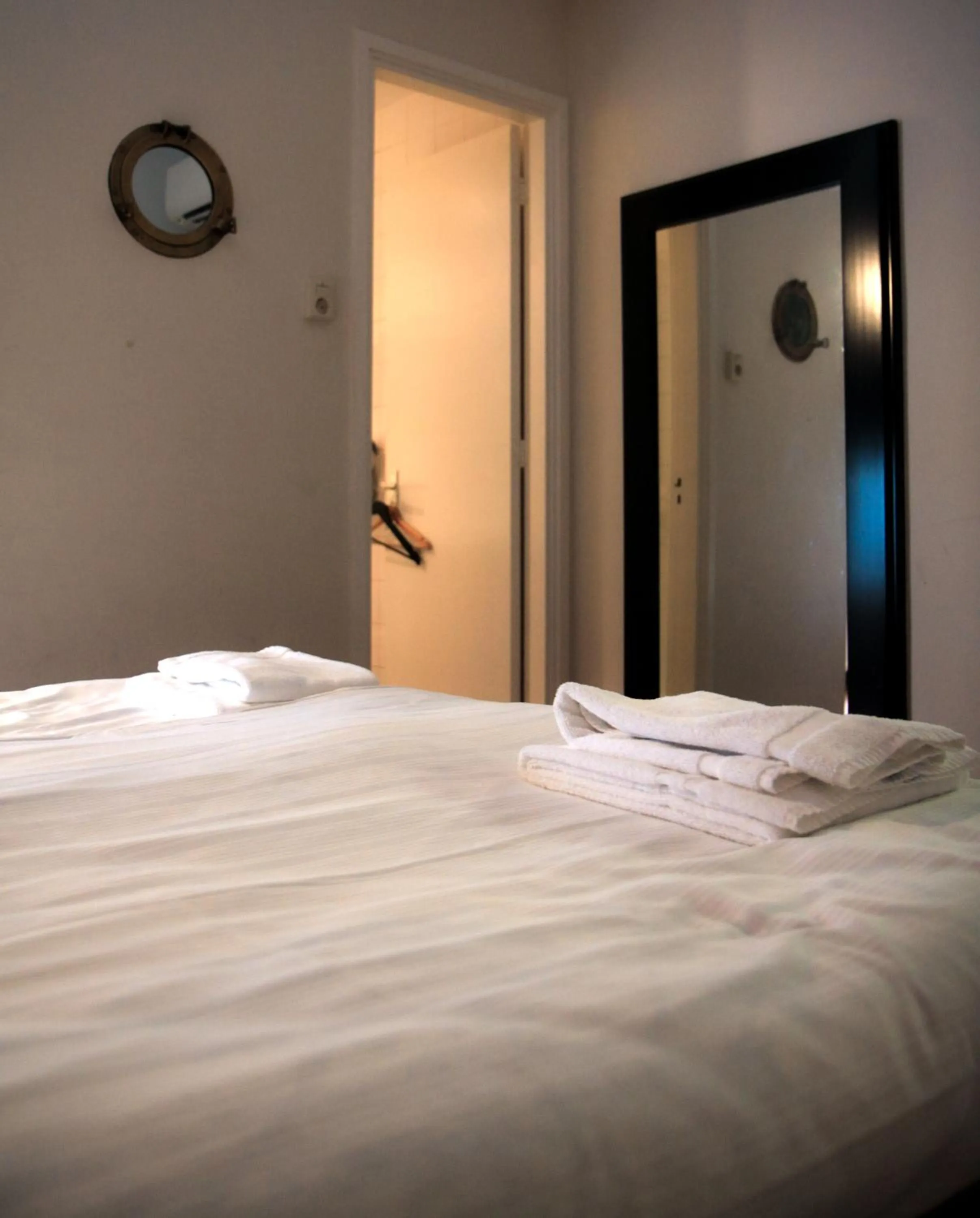 Photo of the whole room, Bed in Hotel 55 - City Centre