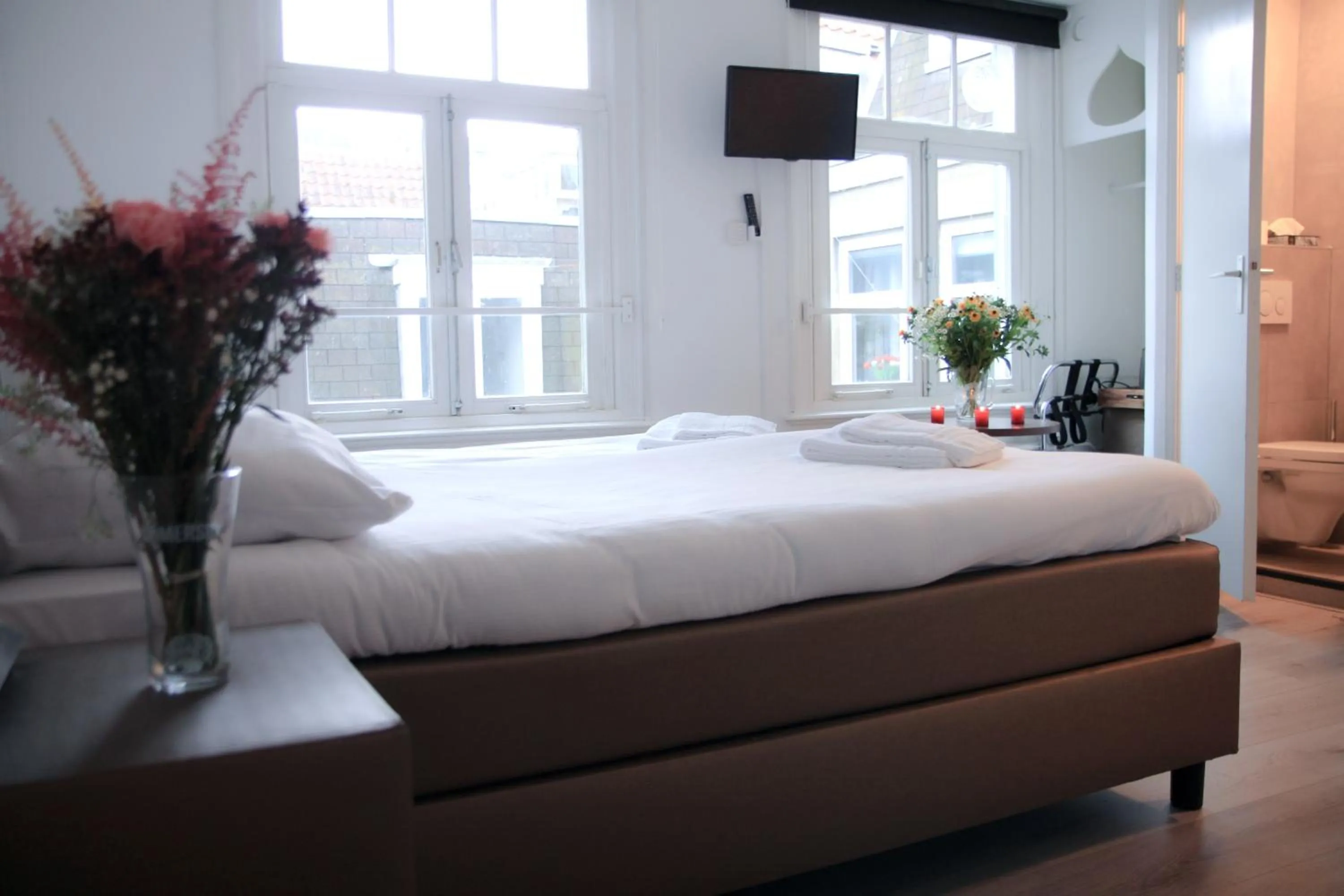 Bedroom, Bed in Hotel 55 - City Centre