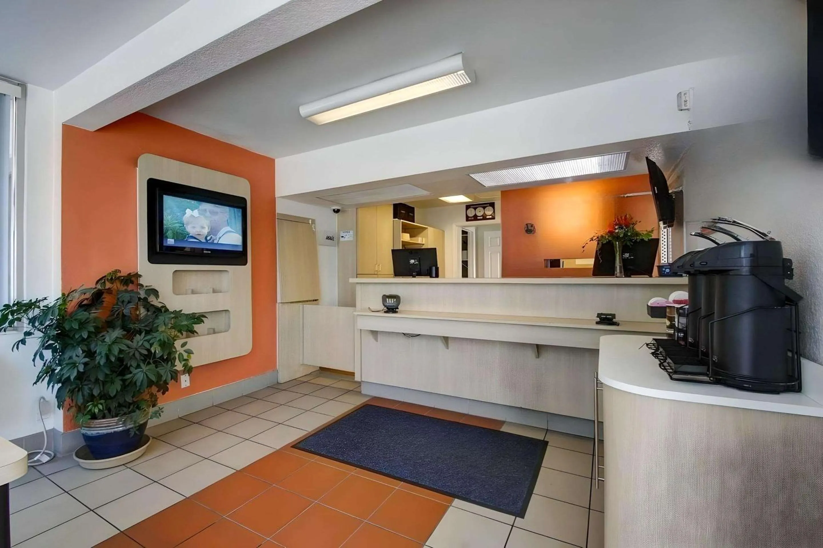 Lobby or reception, Lobby/Reception in Motel 6-Salt Lake City, UT - Downtown
