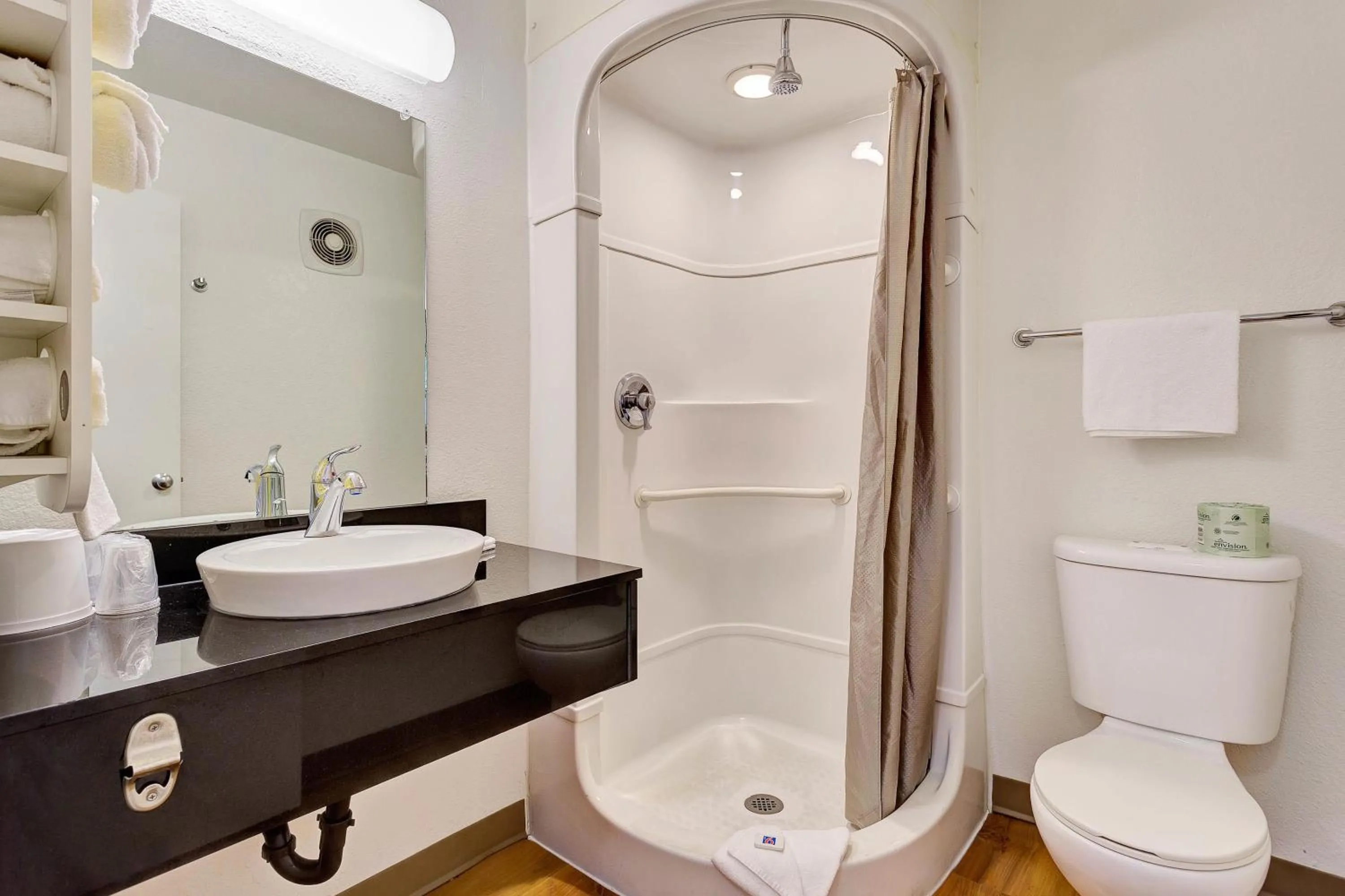 Bathroom in Motel 6 Santa Rosa - South