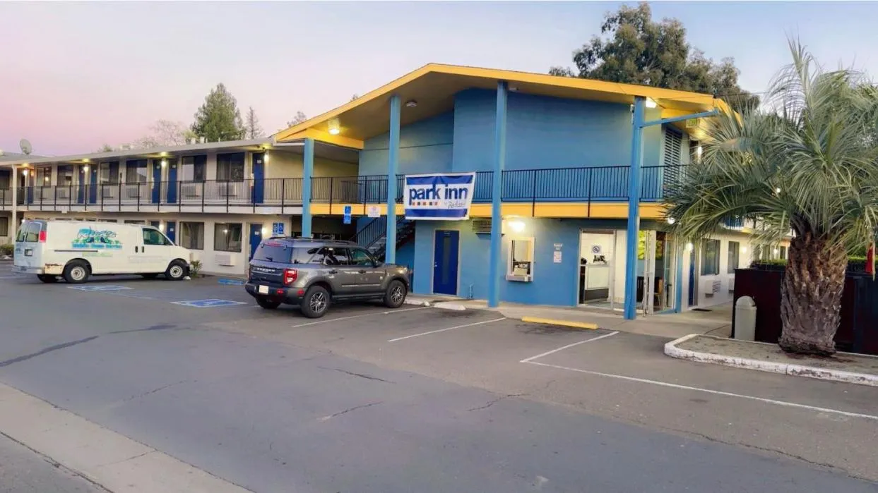 Property building in Park Inn by Radisson, Santa Rosa South