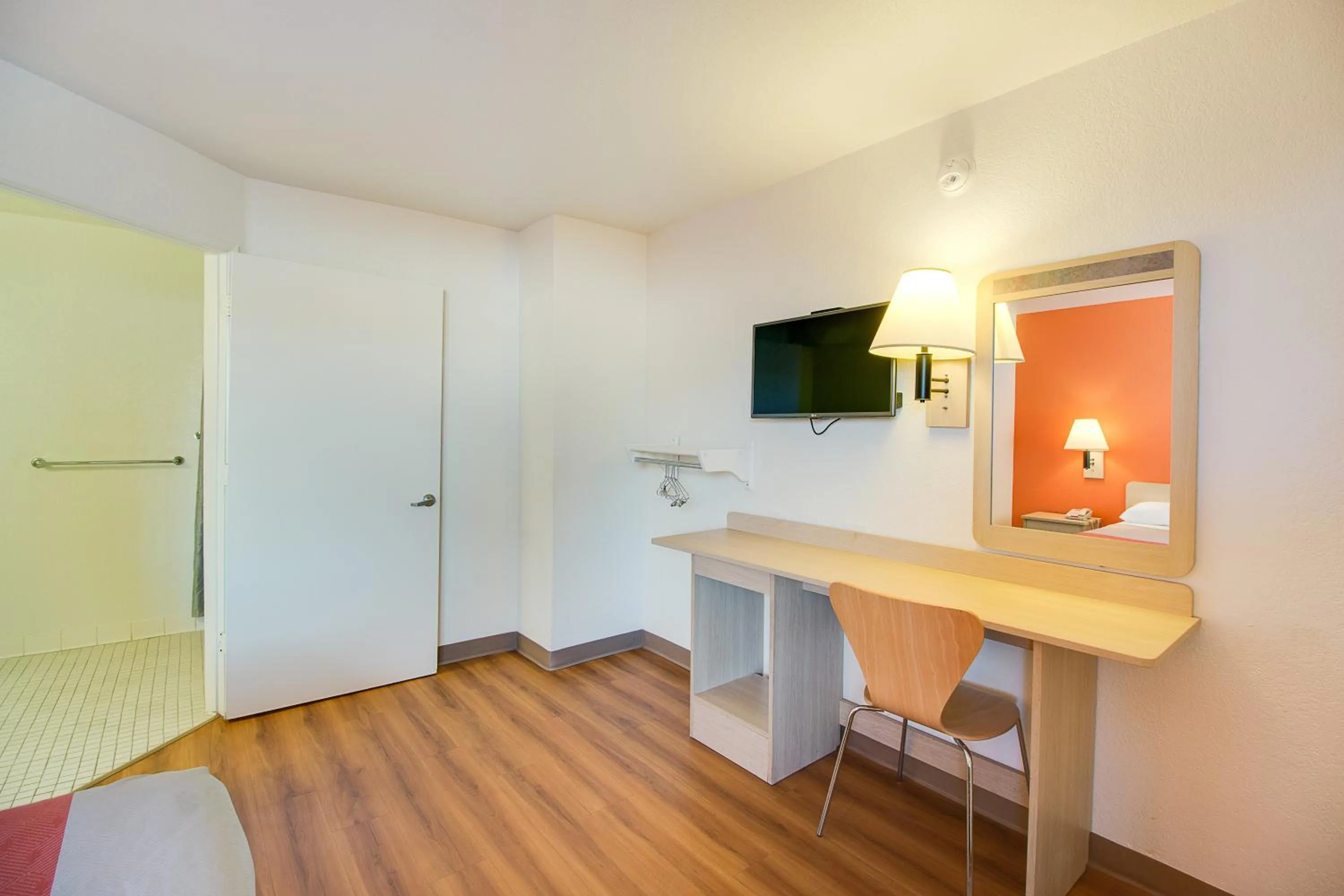 Bedroom in Motel 6-Phoenix, AZ - East