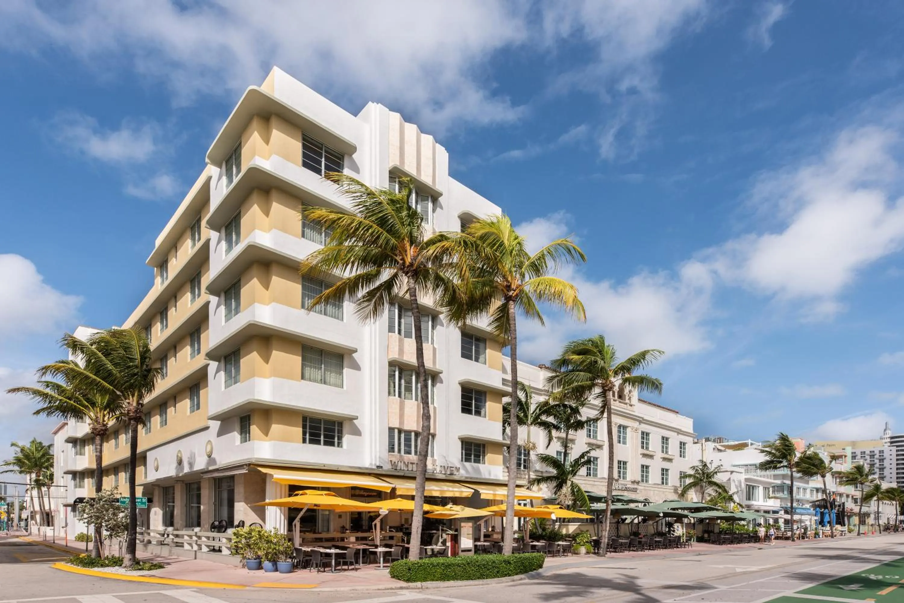 Property building in Eurostars Winter Haven Miami Beach