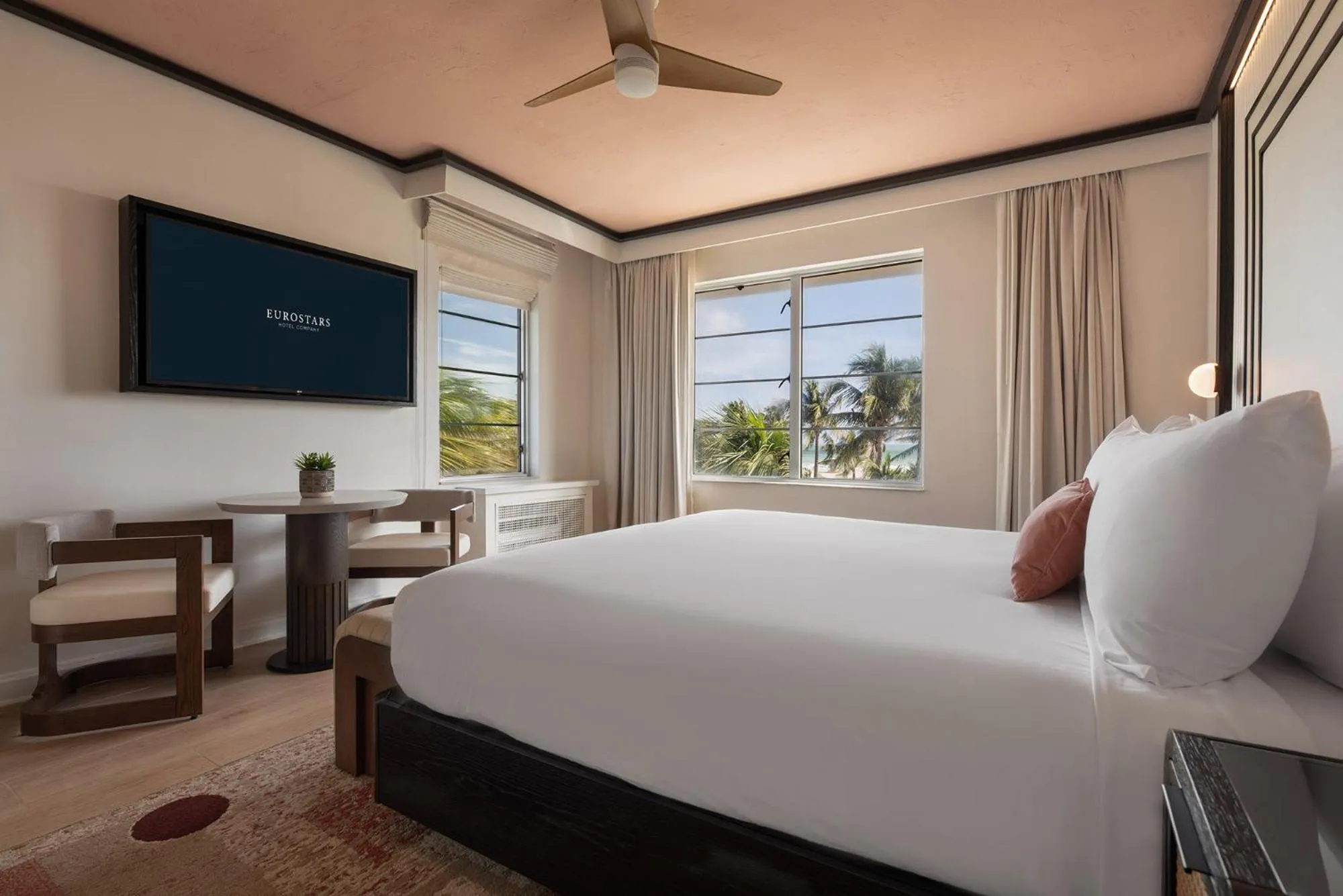 Bedroom, Bed in Eurostars Winter Haven Miami Beach