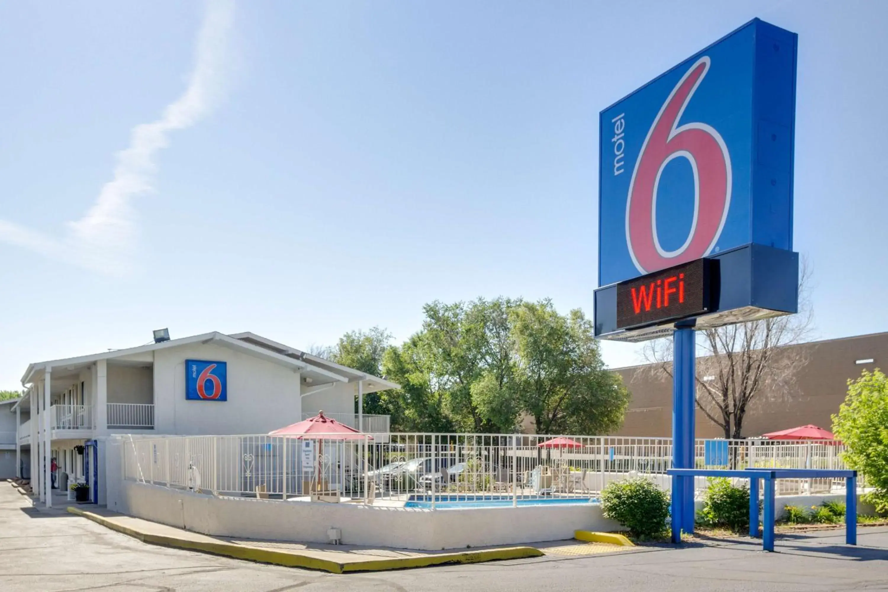 Property building in Motel 6-Lakewood, CO - Denver Property building in Motel 6-Lakewood, CO - Denver