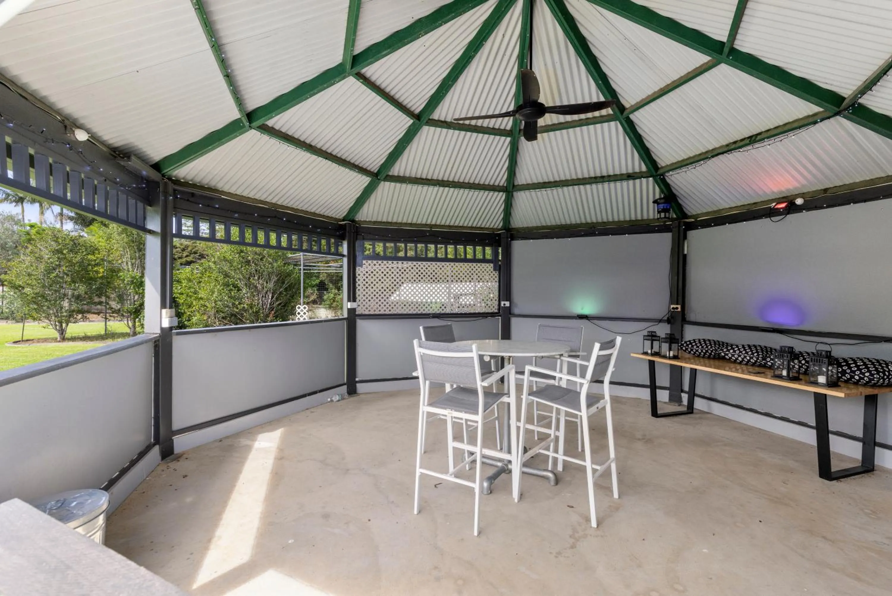 Bon Villas B&B Bonville - Adults Only, Pet Friendly Accommodation