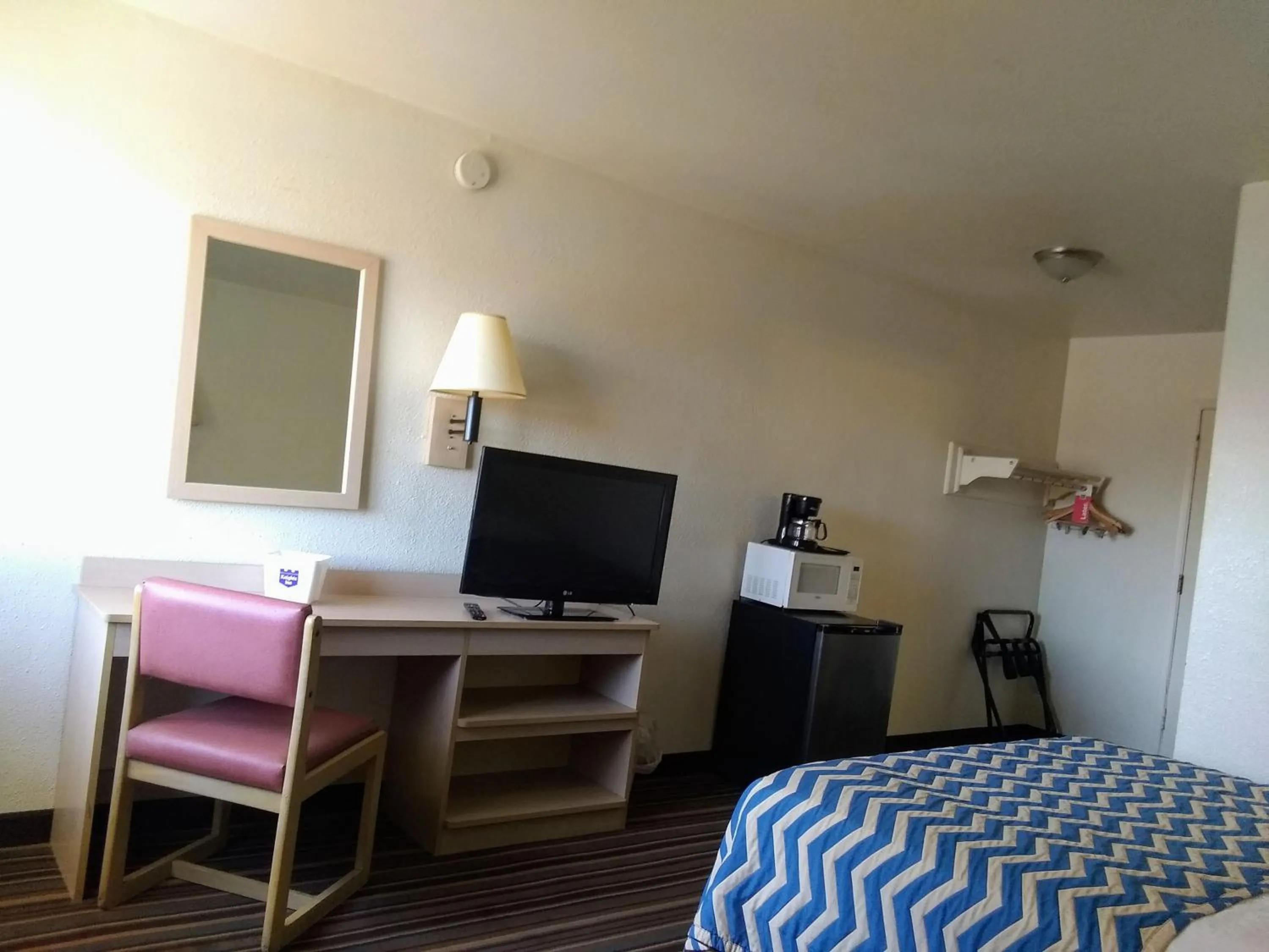 Photo of the whole room in Sioux City Inn Sioux City IA Sergeant Bluff