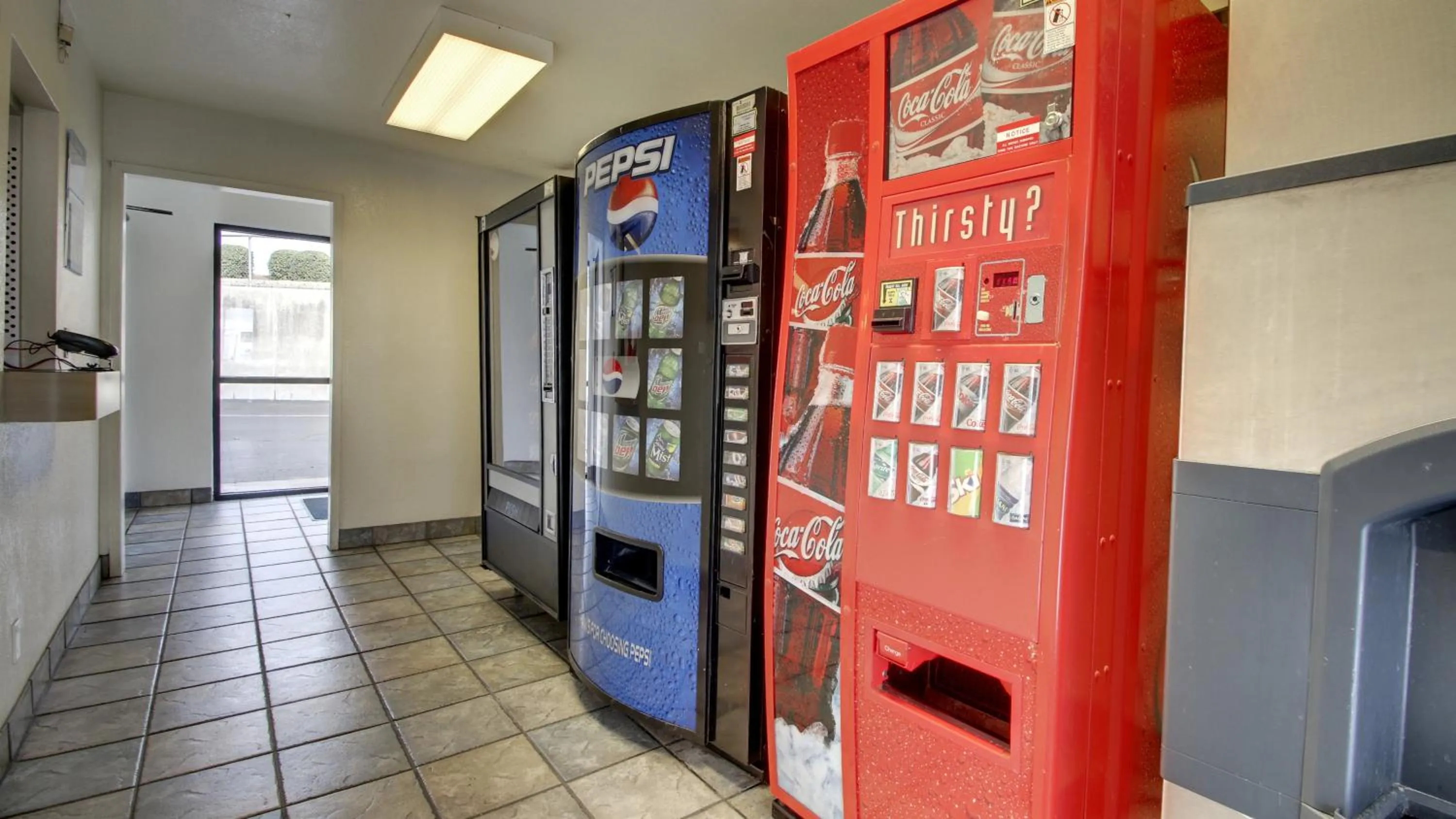 Decorative detail in Motel 6 Elizabethtown