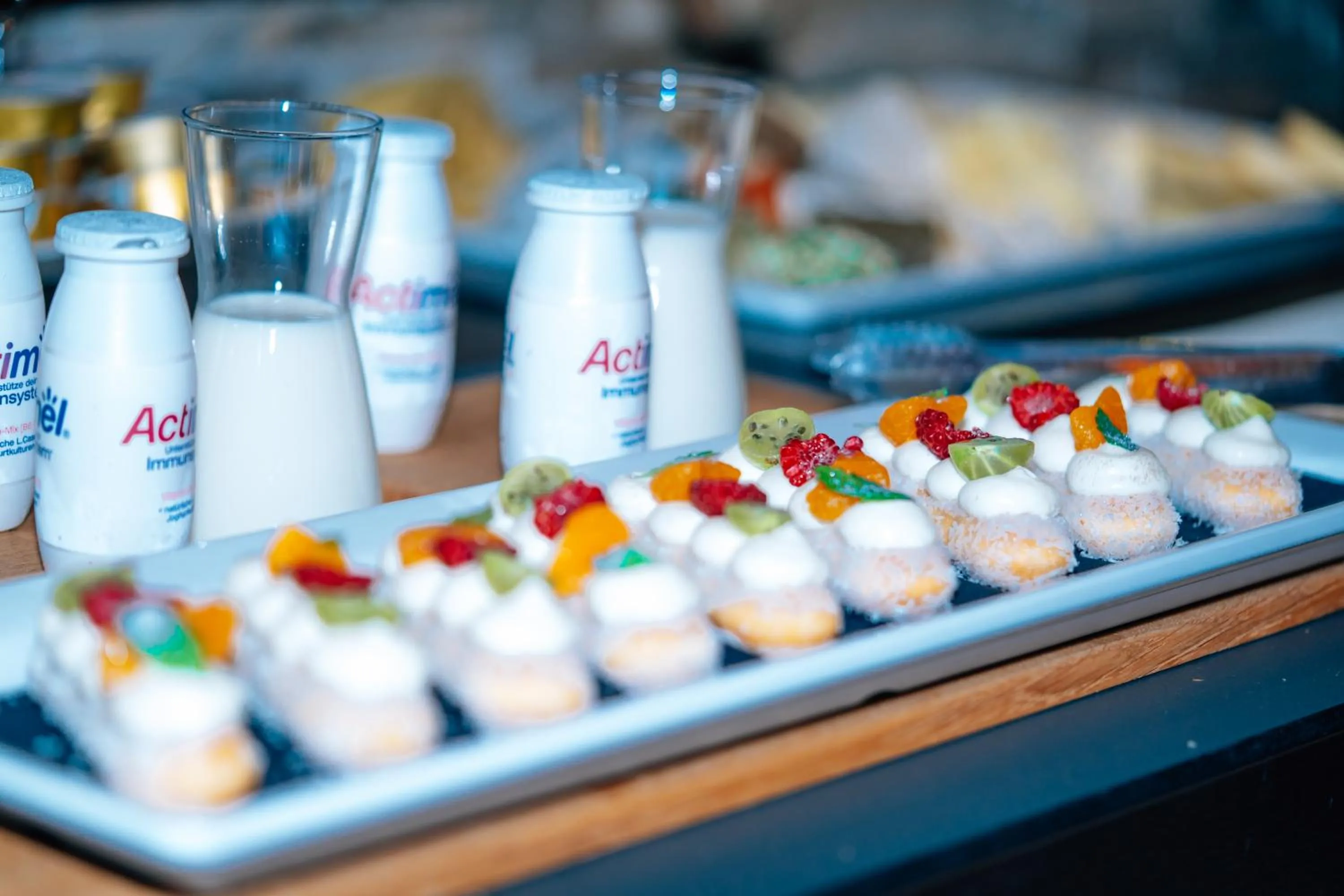 Breakfast in Patrix Hotel, Restaurant, Bar