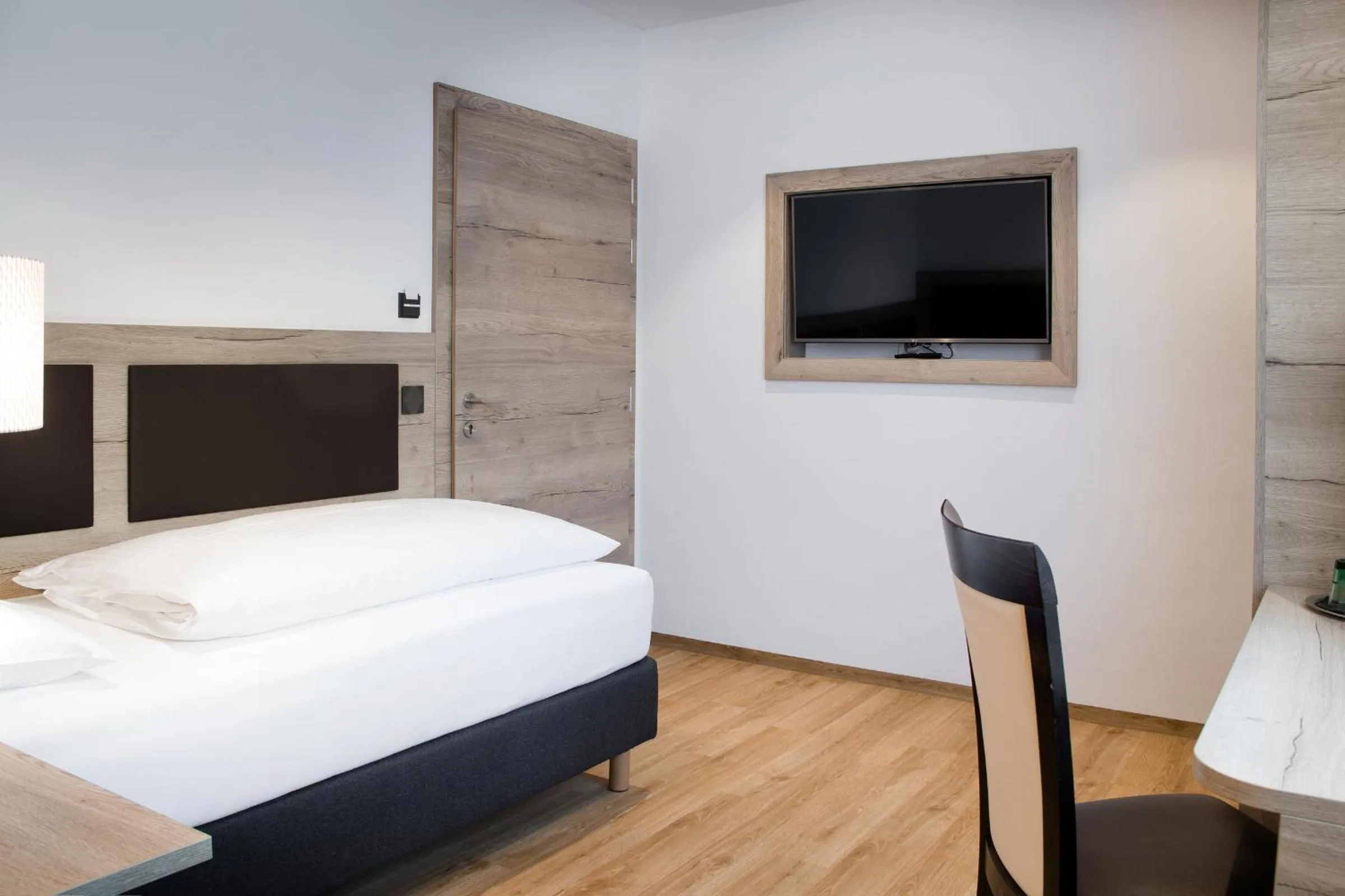 Bed in Patrix Hotel, Restaurant, Bar