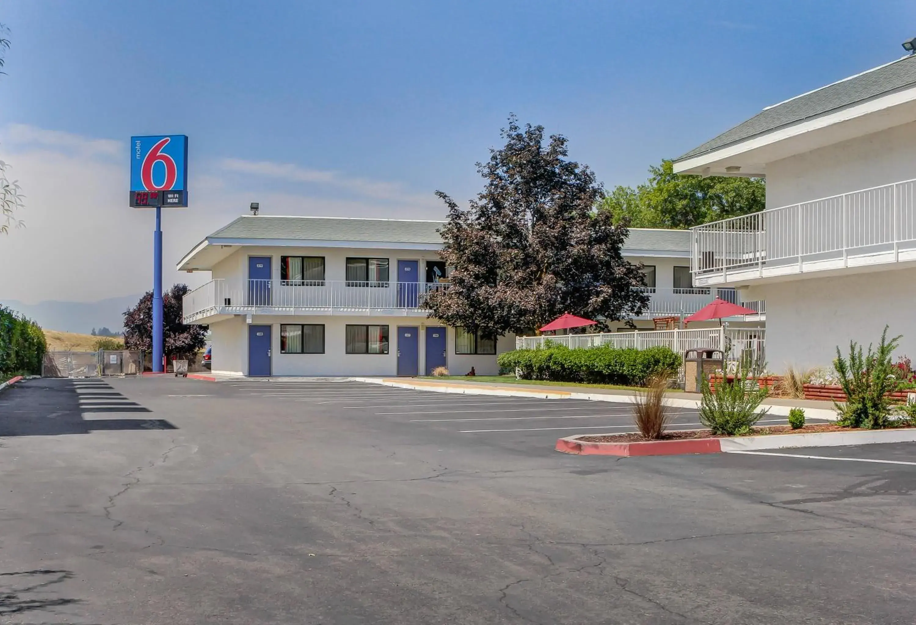 Motel 6-Medford, OR Motel 6-Medford, OR