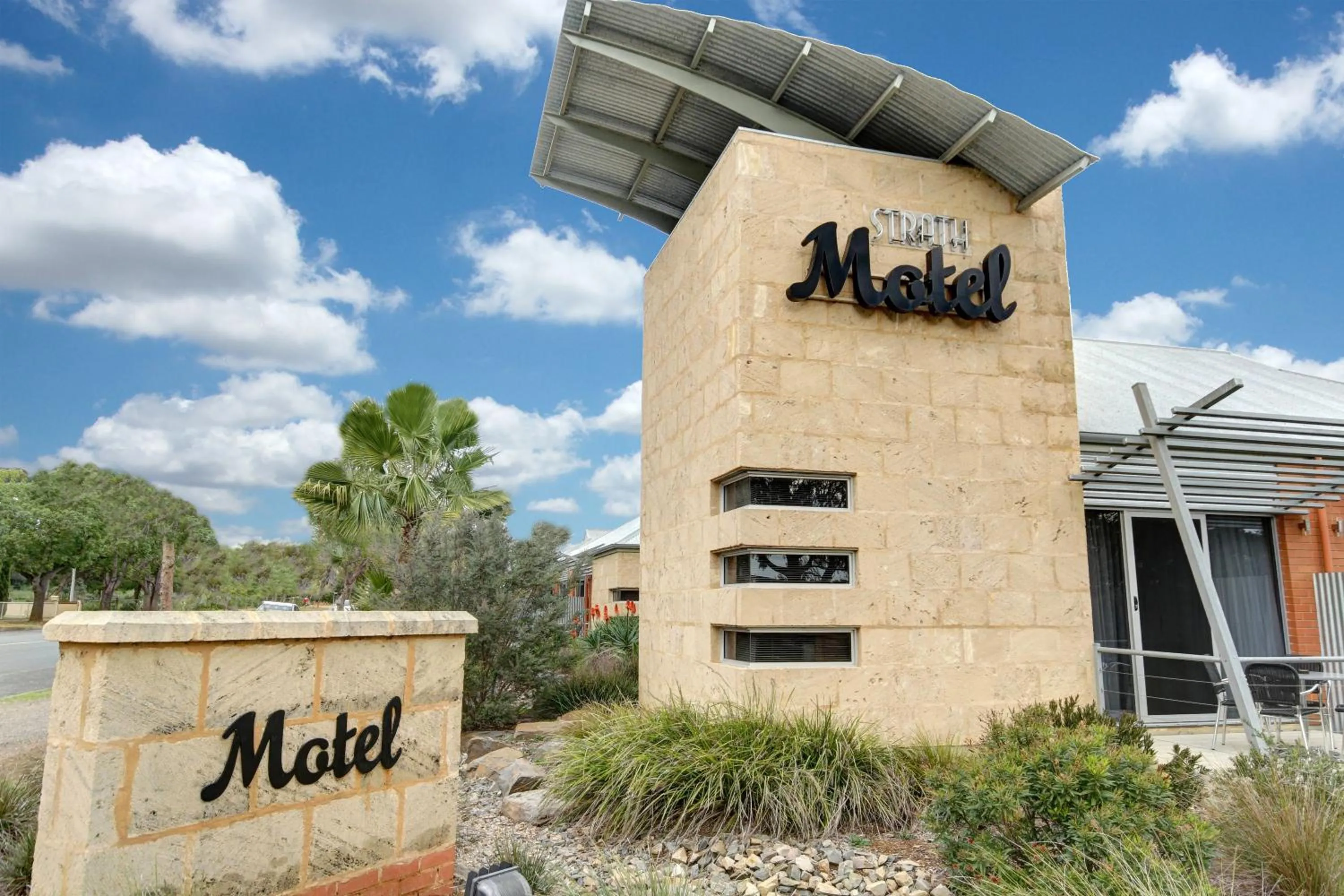 Property building in Strath Motel