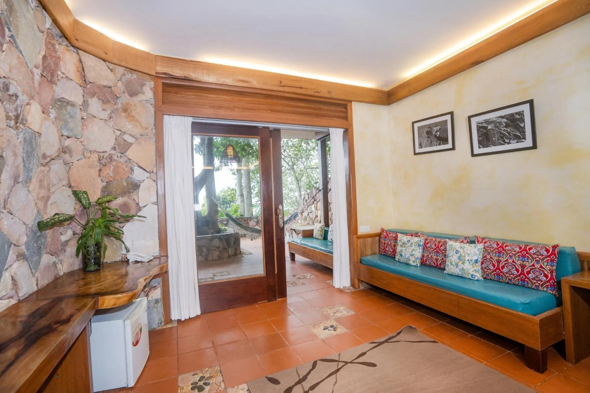 Seating area in Veranda Natural Resort