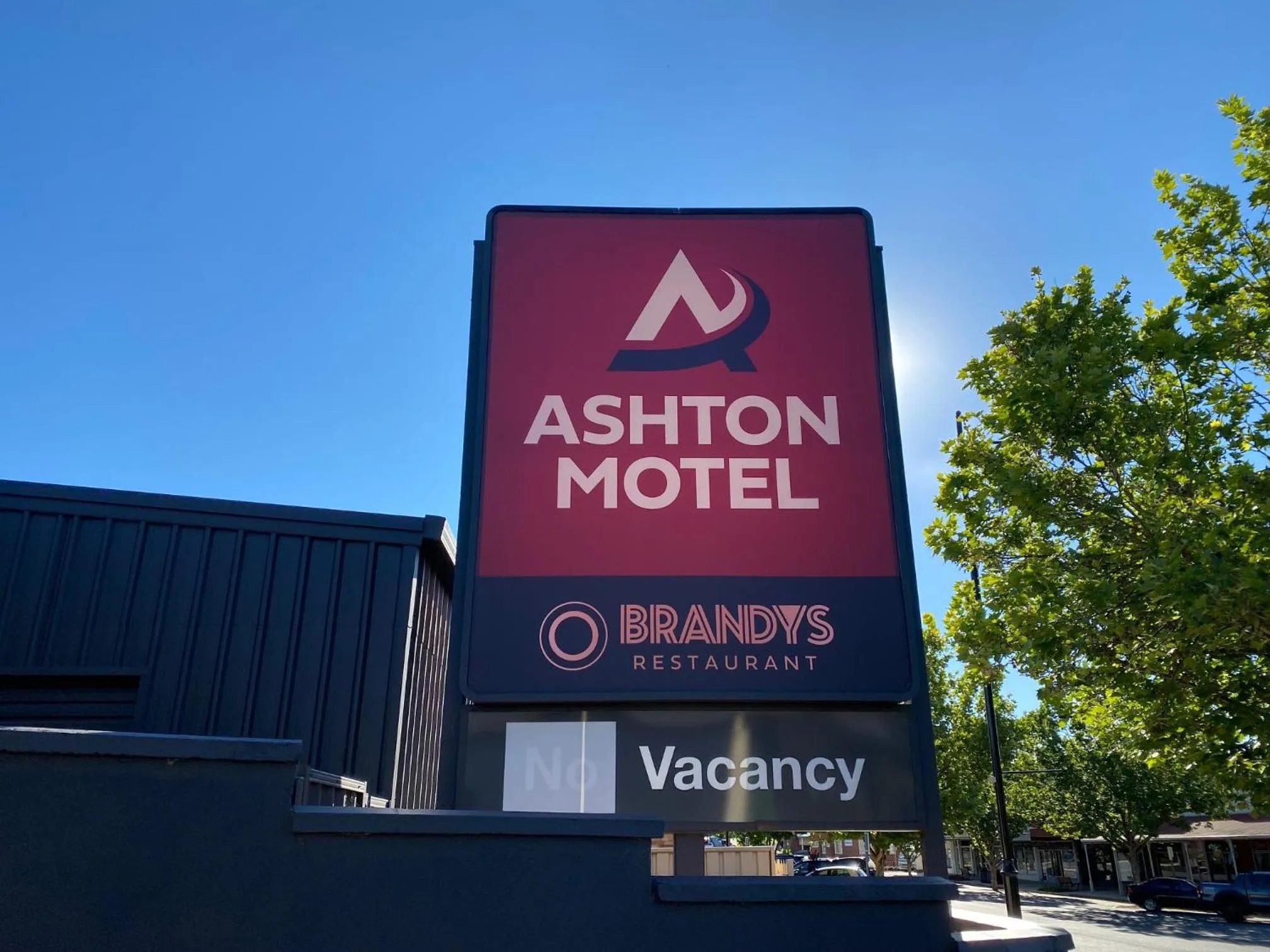 Property building in Ashton Motel