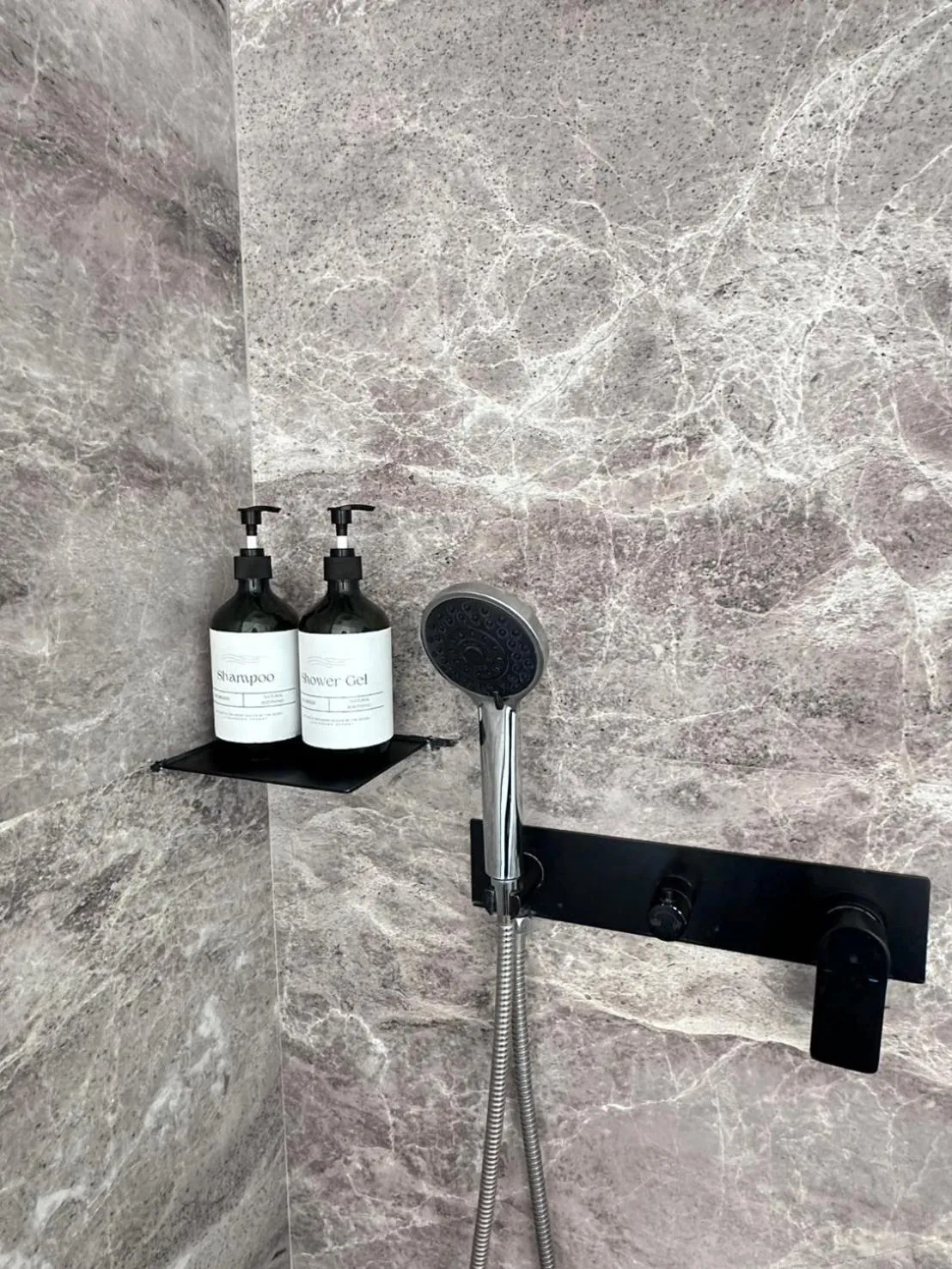 Shower in Nirundorn Resort Chaam